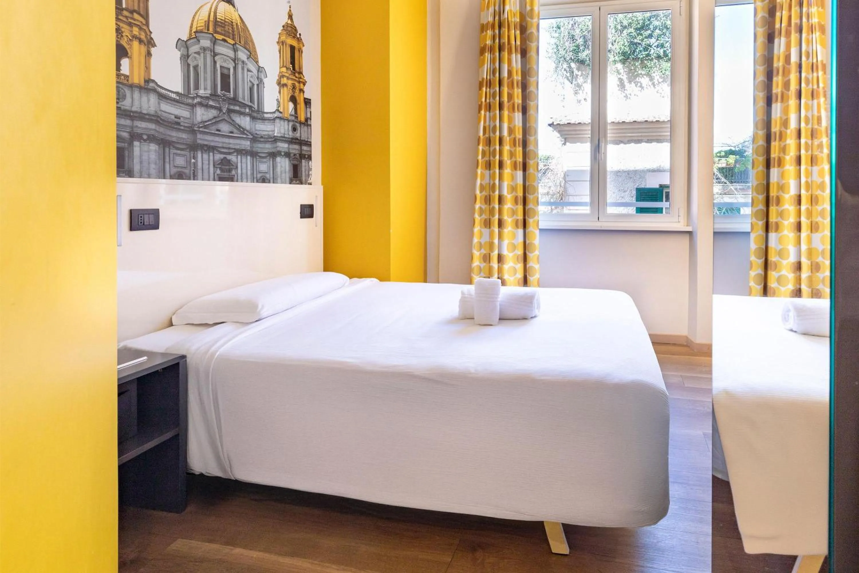 Photo of the whole room, Bed in B&B Hotel Roma San Lorenzo Termini