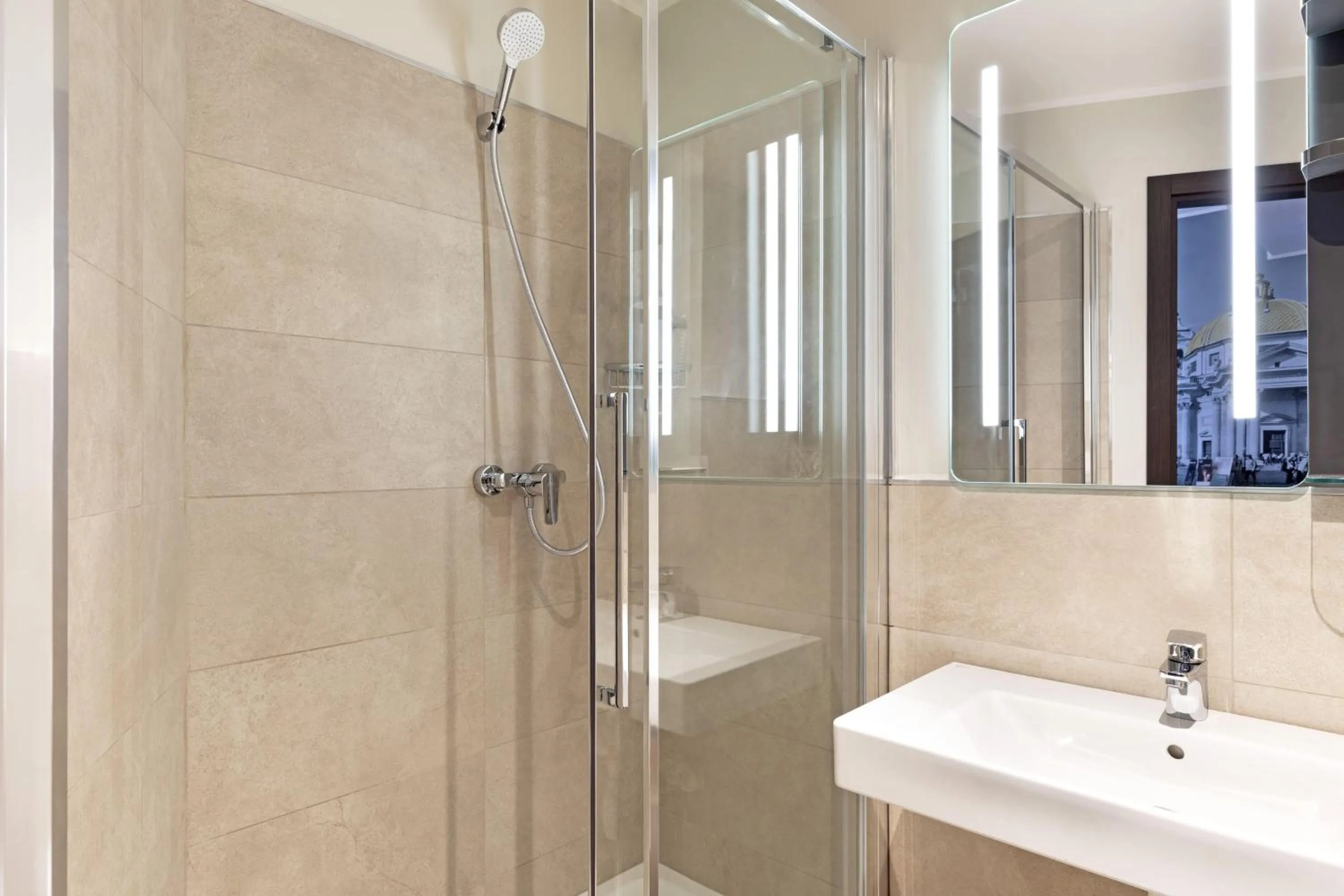 Bathroom in B&B Hotel Roma San Lorenzo Termini