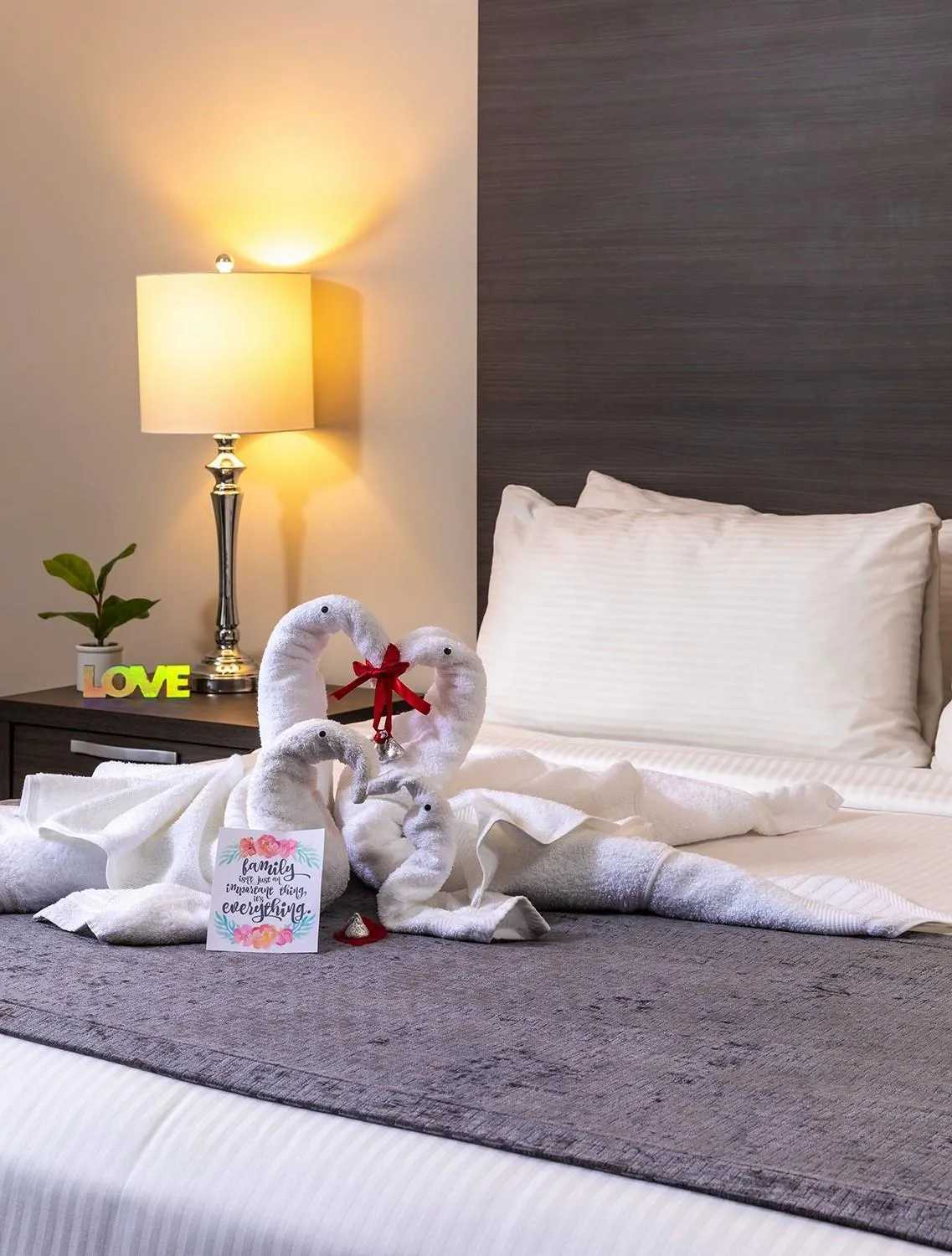 Bed in Palazzo Lakeside Hotel