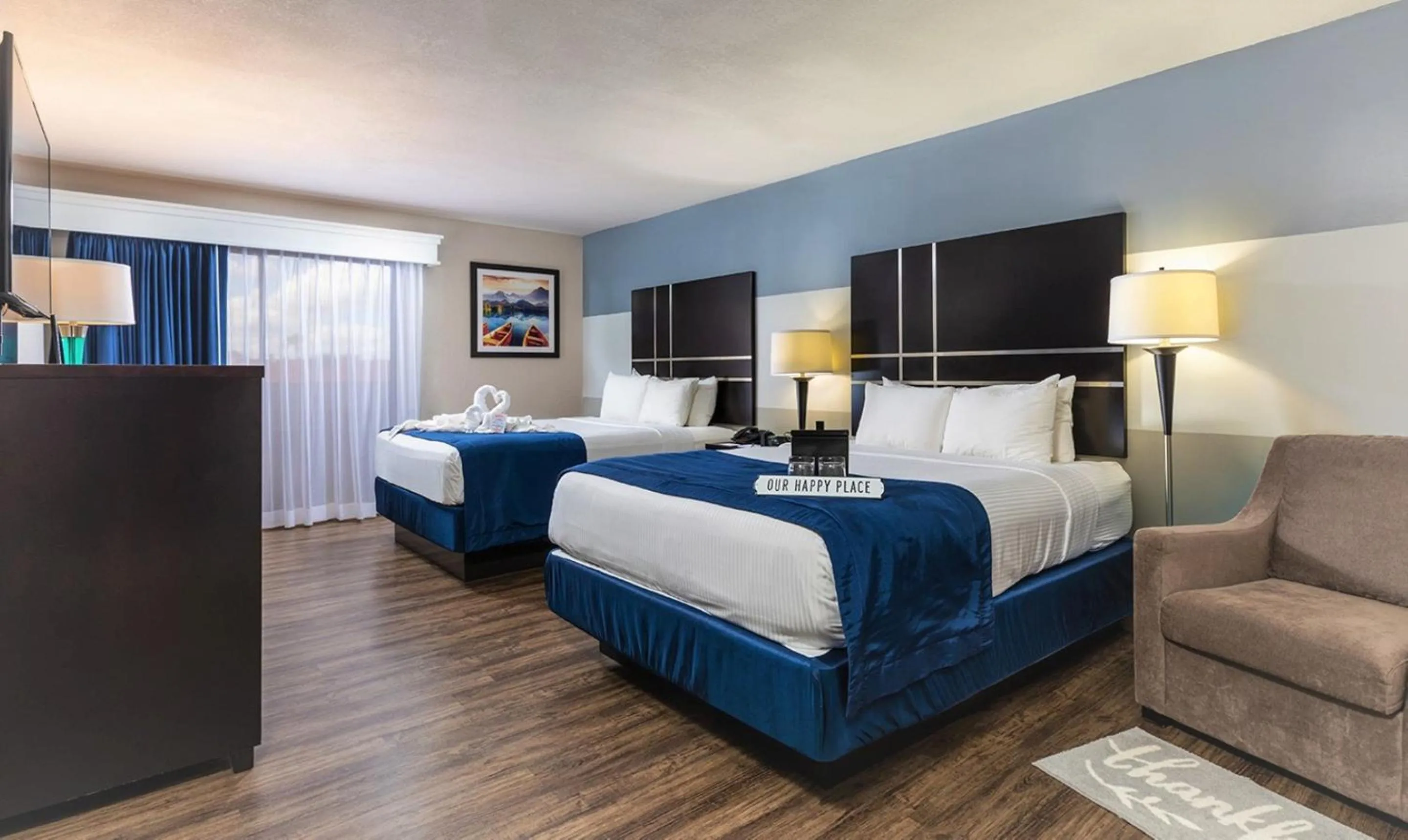 Photo of the whole room, Bed in Palazzo Lakeside Hotel