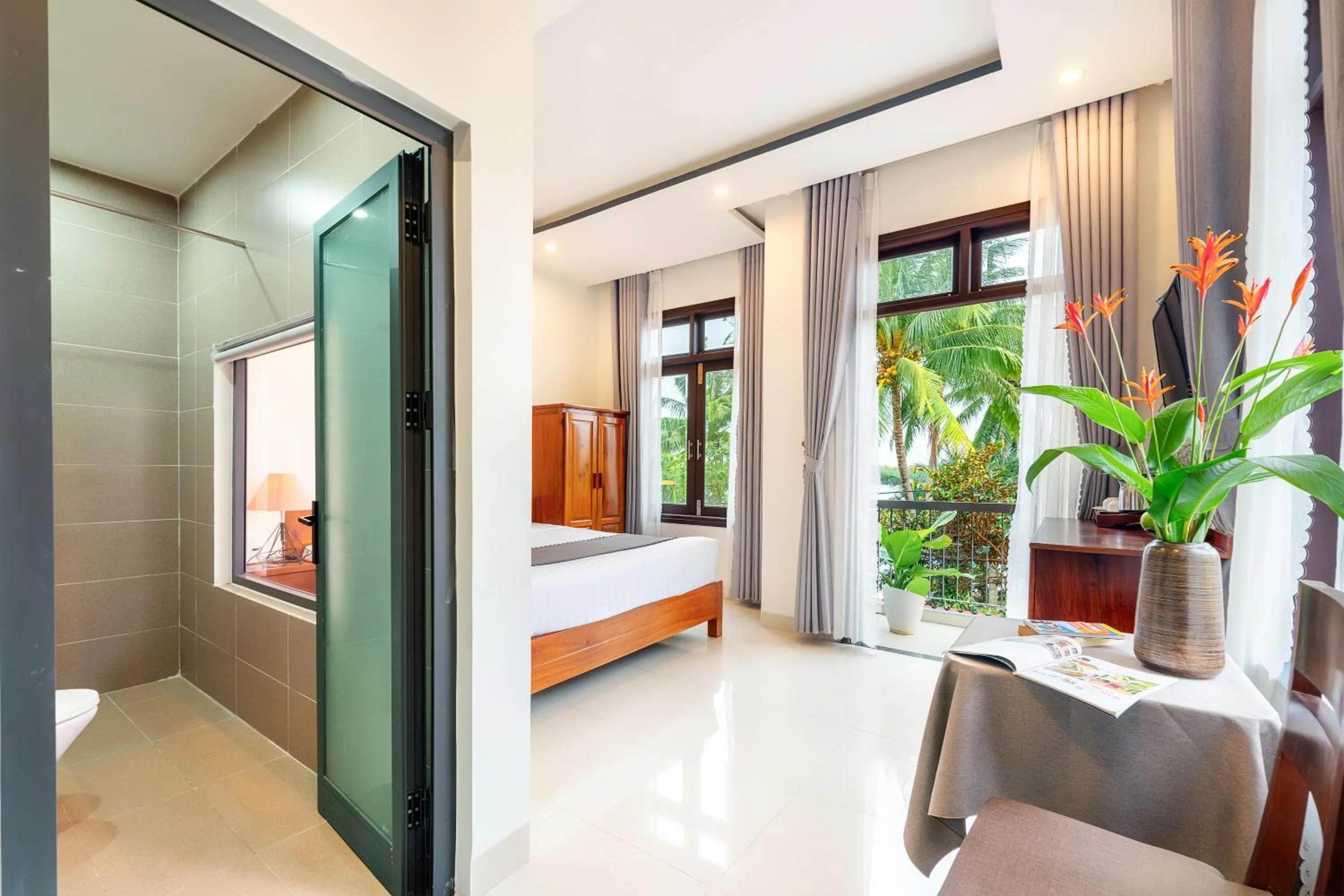 Photo of the whole room, Bed in Sands River Hoi An Villa