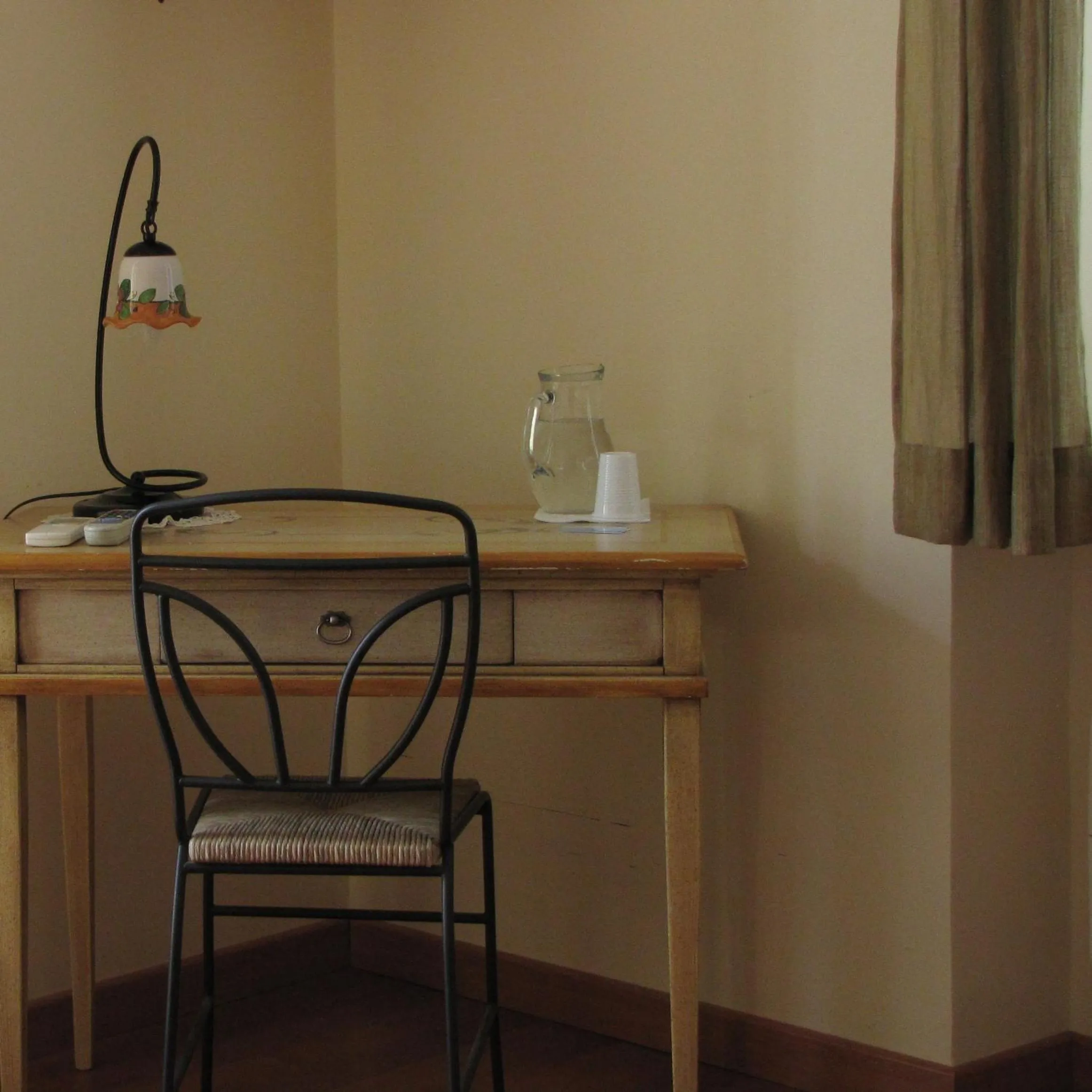 Decorative detail in B&B Agon