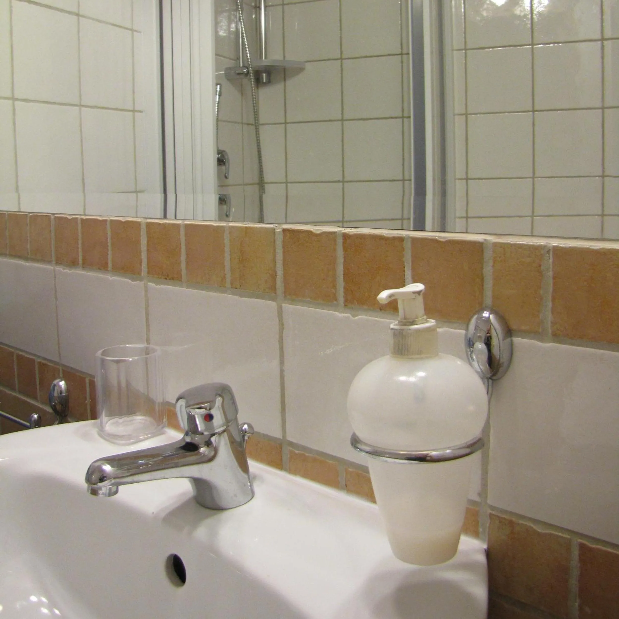 Bathroom in B&B Agon