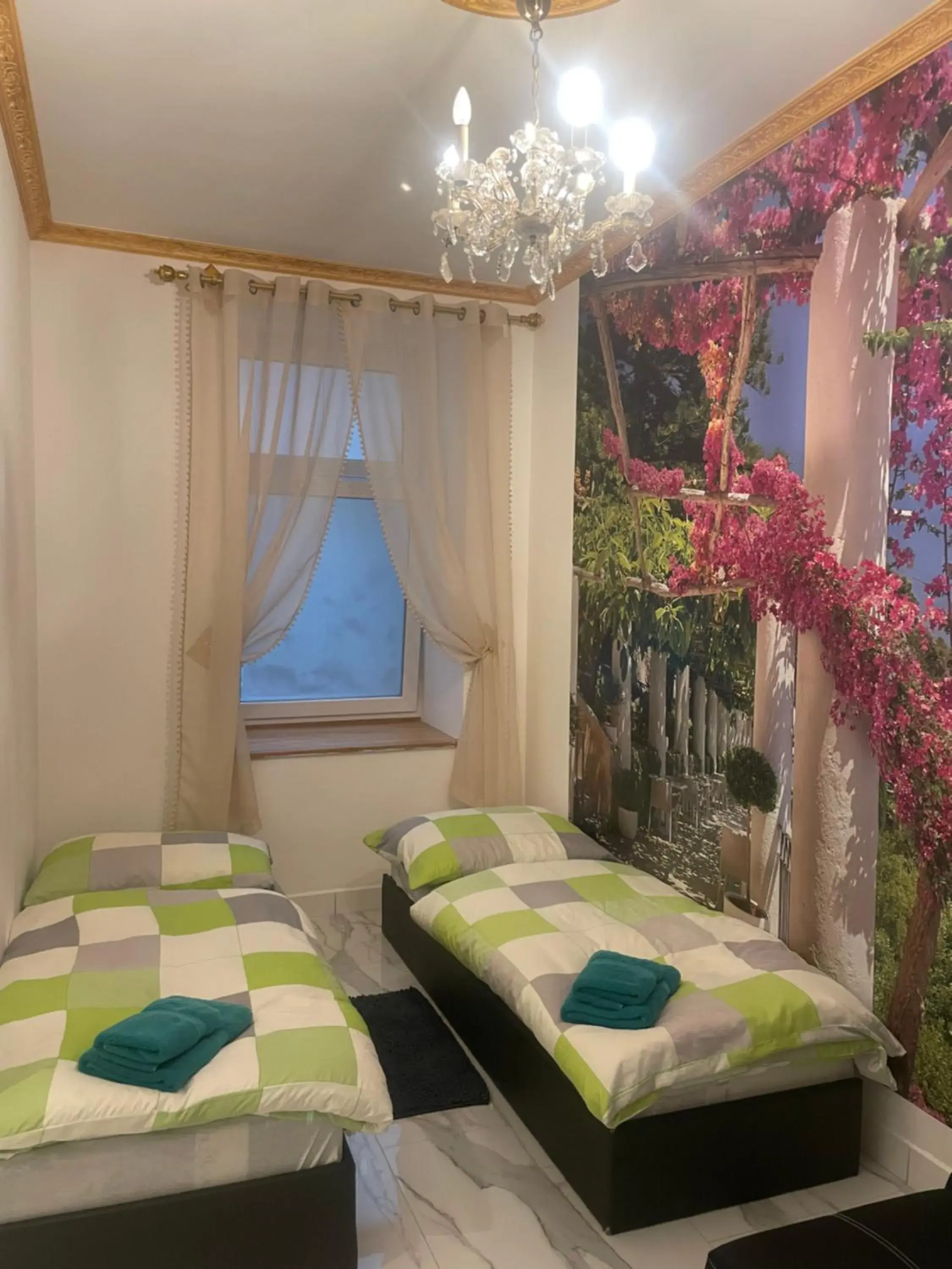 Deluxe Triple Room in Viktoria ARTUR Deluxe Triple Room in Viktoria ARTUR