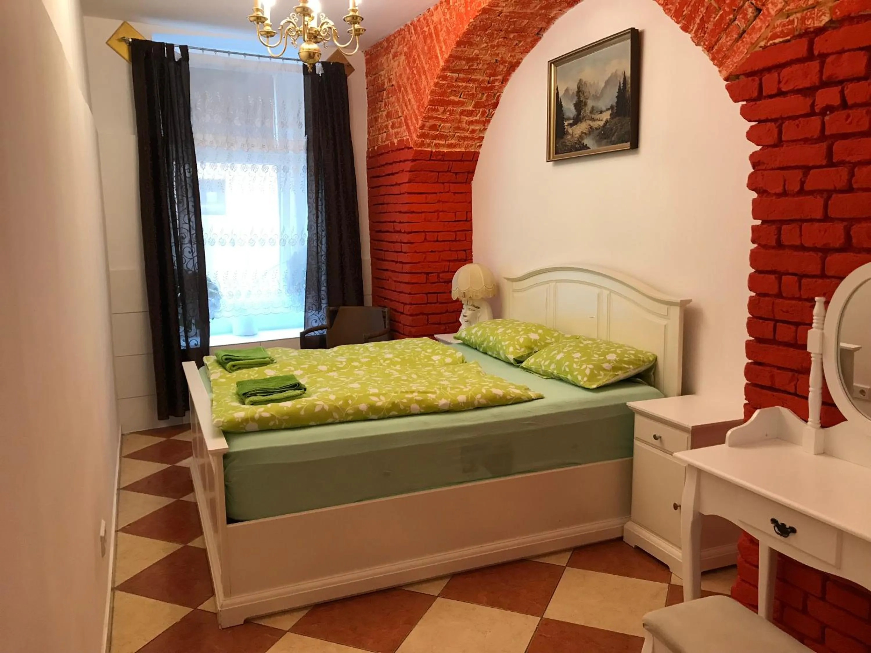 Photo of the whole room, Bed in Viktoria ARTUR
