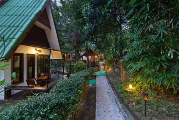 Harmony Naturist Resort Rawai Phuket 18yr minimum age only nudist nake d FKK