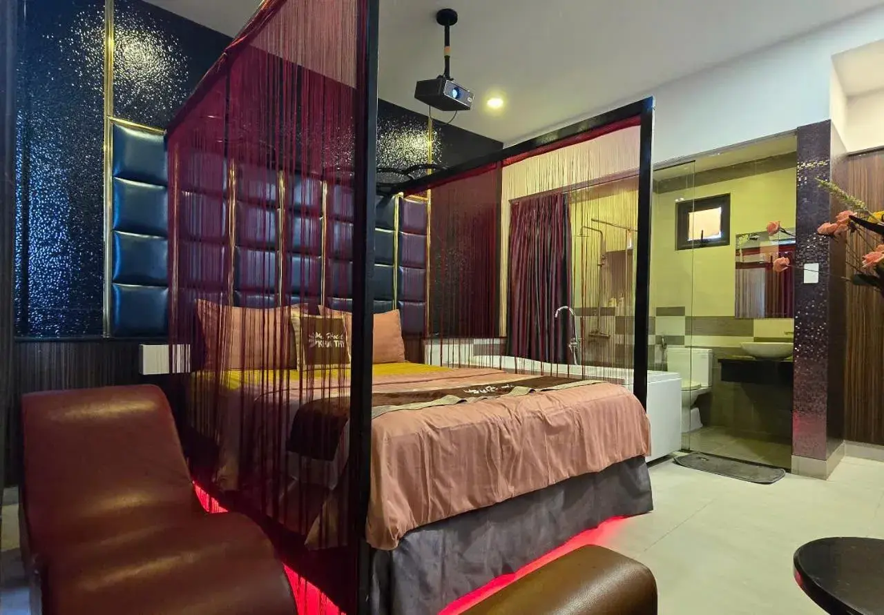 Bedroom, Bed in Kha Thy Hotel Bedroom, Bed in Kha Thy Hotel