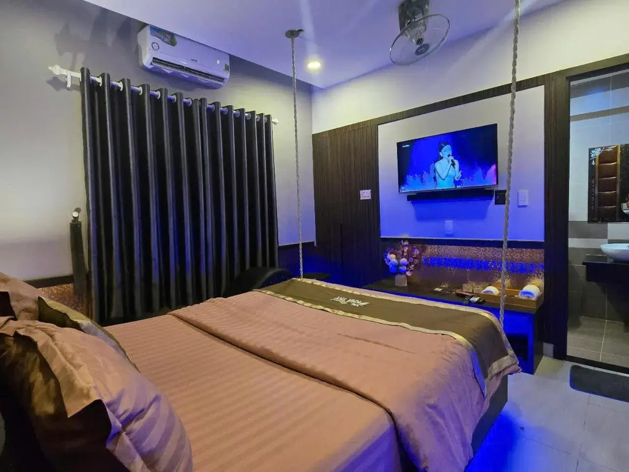 Bedroom, Bed in Kha Thy Hotel Bedroom, Bed in Kha Thy Hotel