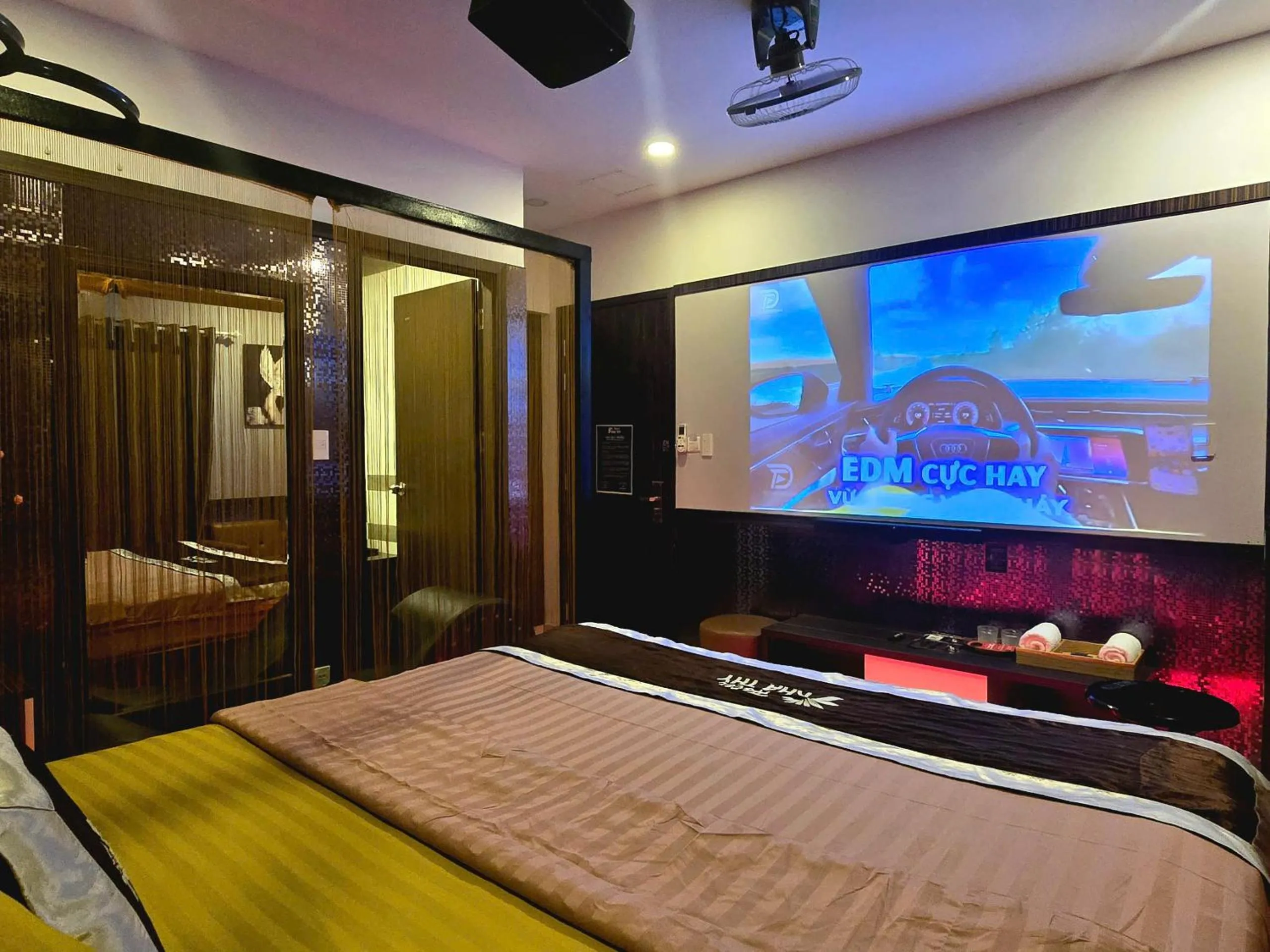 Bedroom, Bed in Kha Thy Hotel