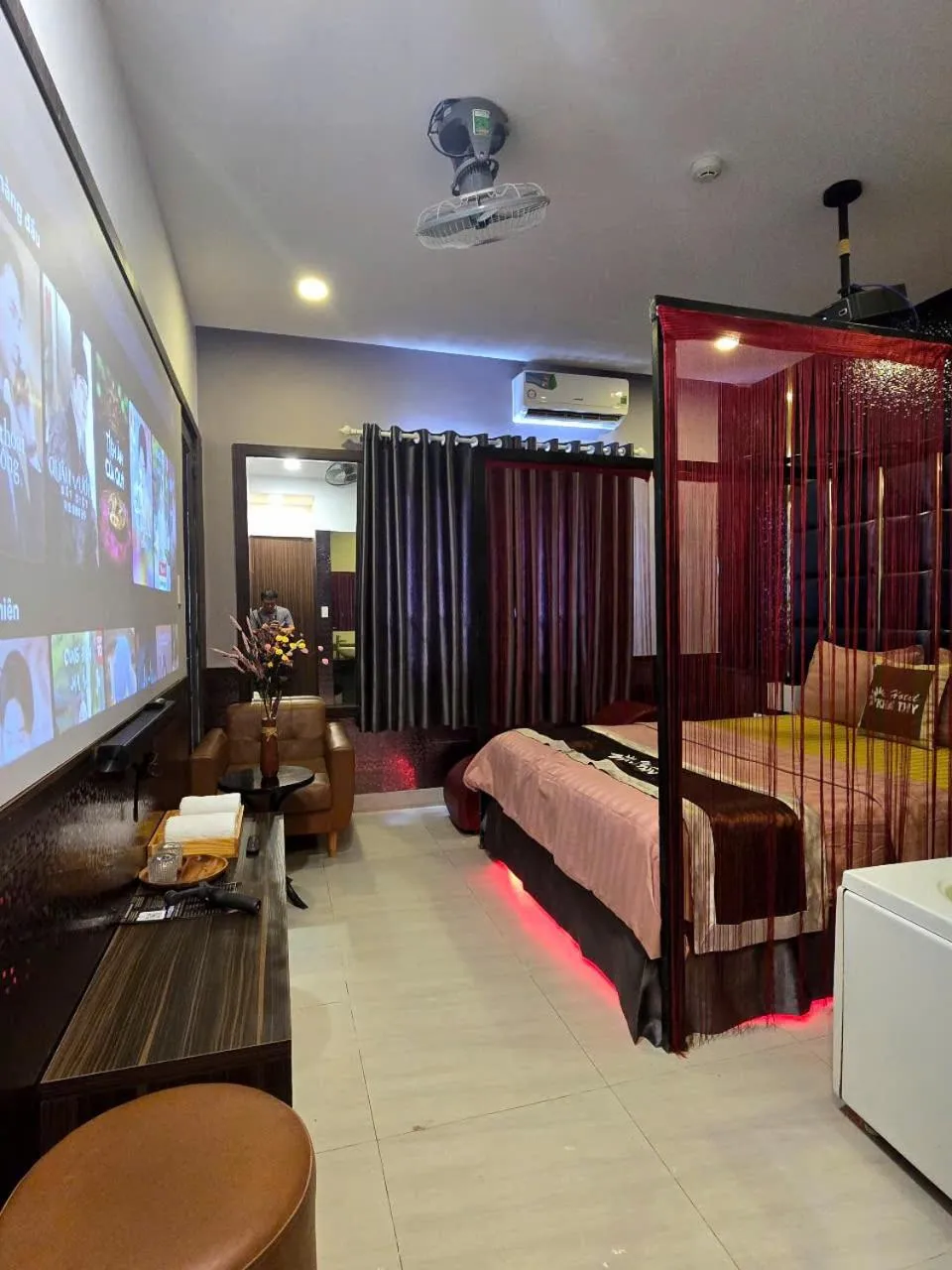 Bedroom in Kha Thy Hotel