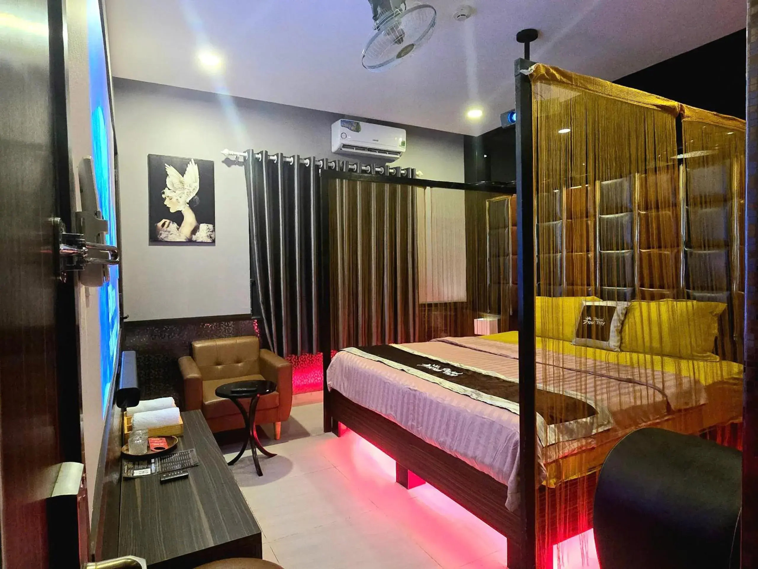 Bed in Kha Thy Hotel Bed in Kha Thy Hotel