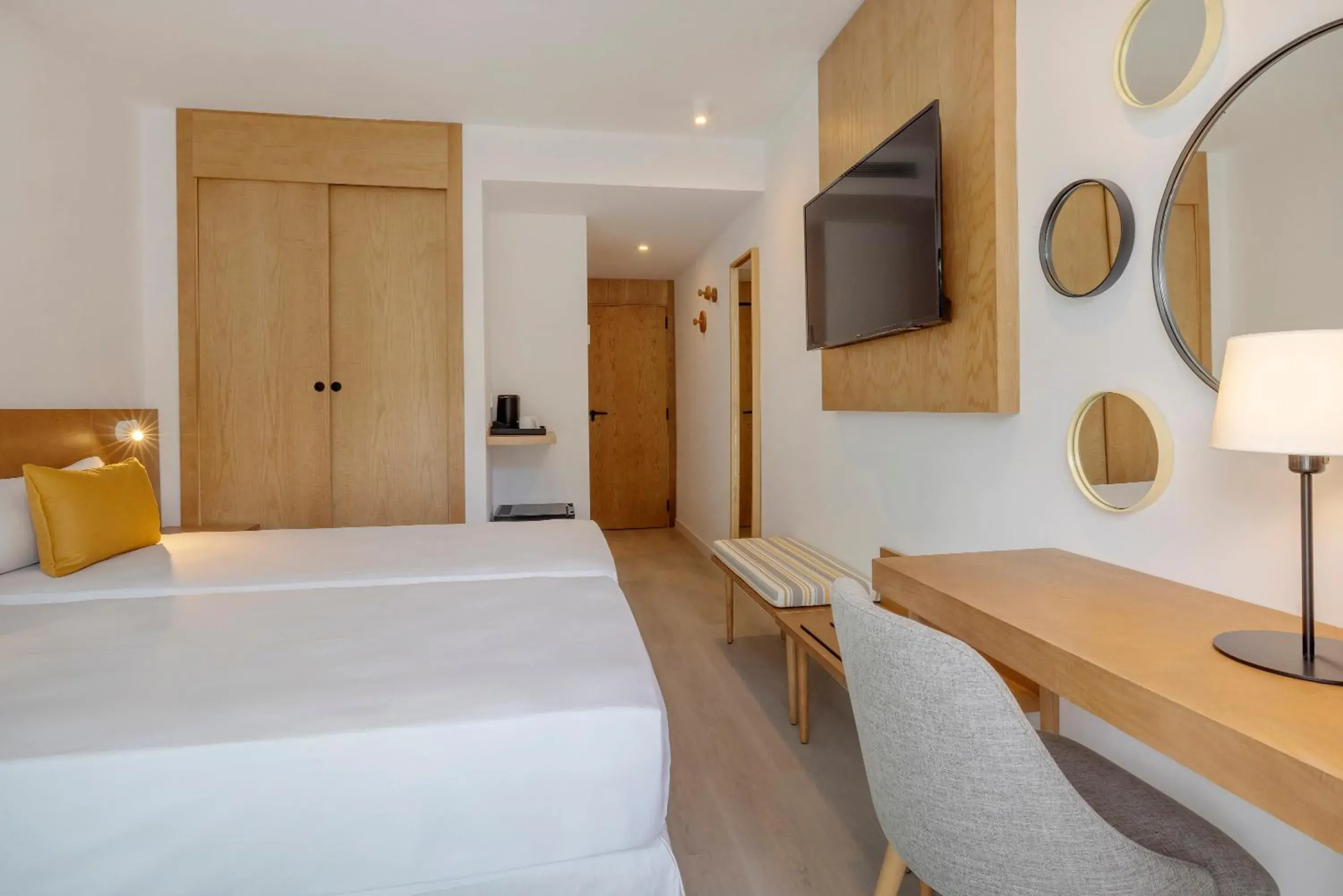 Twin Room with Balcony and Beach View - single occupancy in HM Isabela-Adults Only Twin Room with Balcony and Beach View - single occupancy in HM Isabela-Adults Only