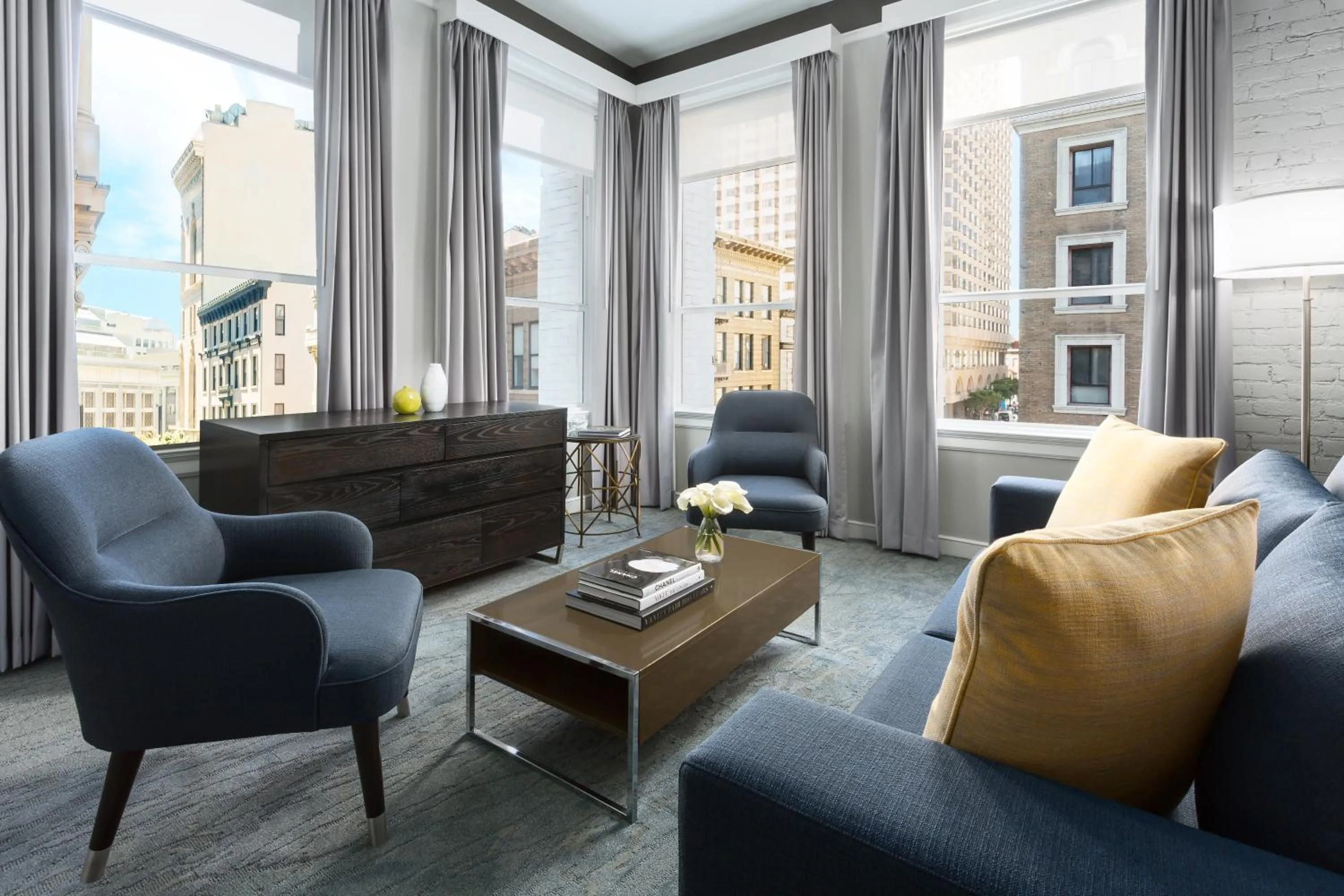 Living room, Seating Area in Hotel Union Square San Francisco