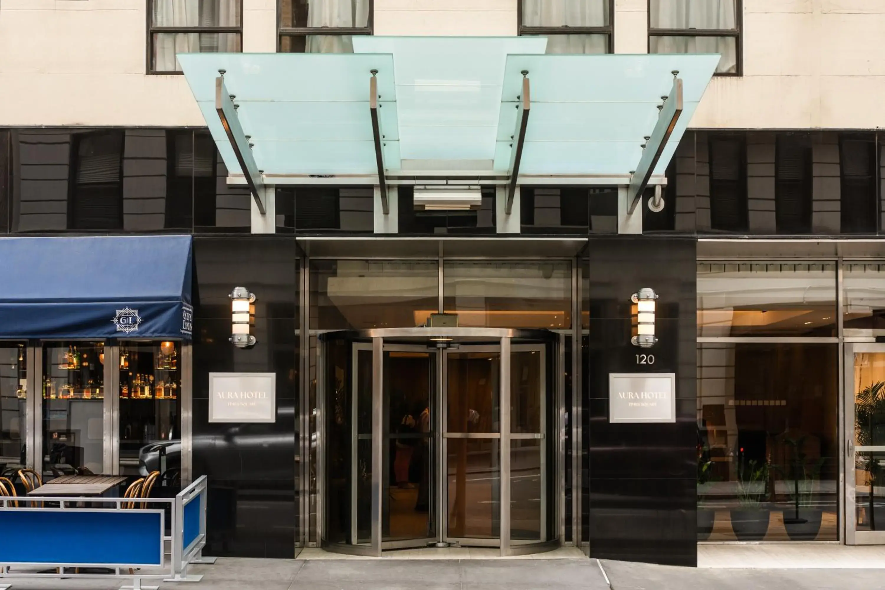 Property building in Aura Hotel Times Square Newly Renovated Property building in Aura Hotel Times Square Newly Renovated