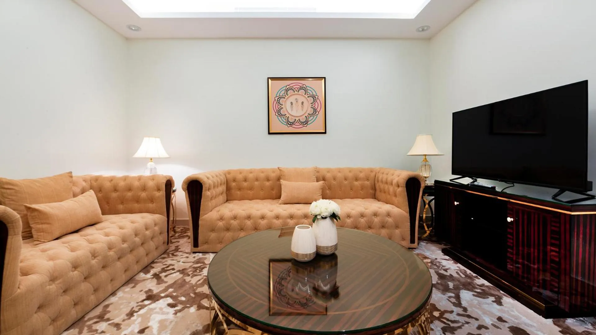 TV and multimedia in Golden Dream Hotel