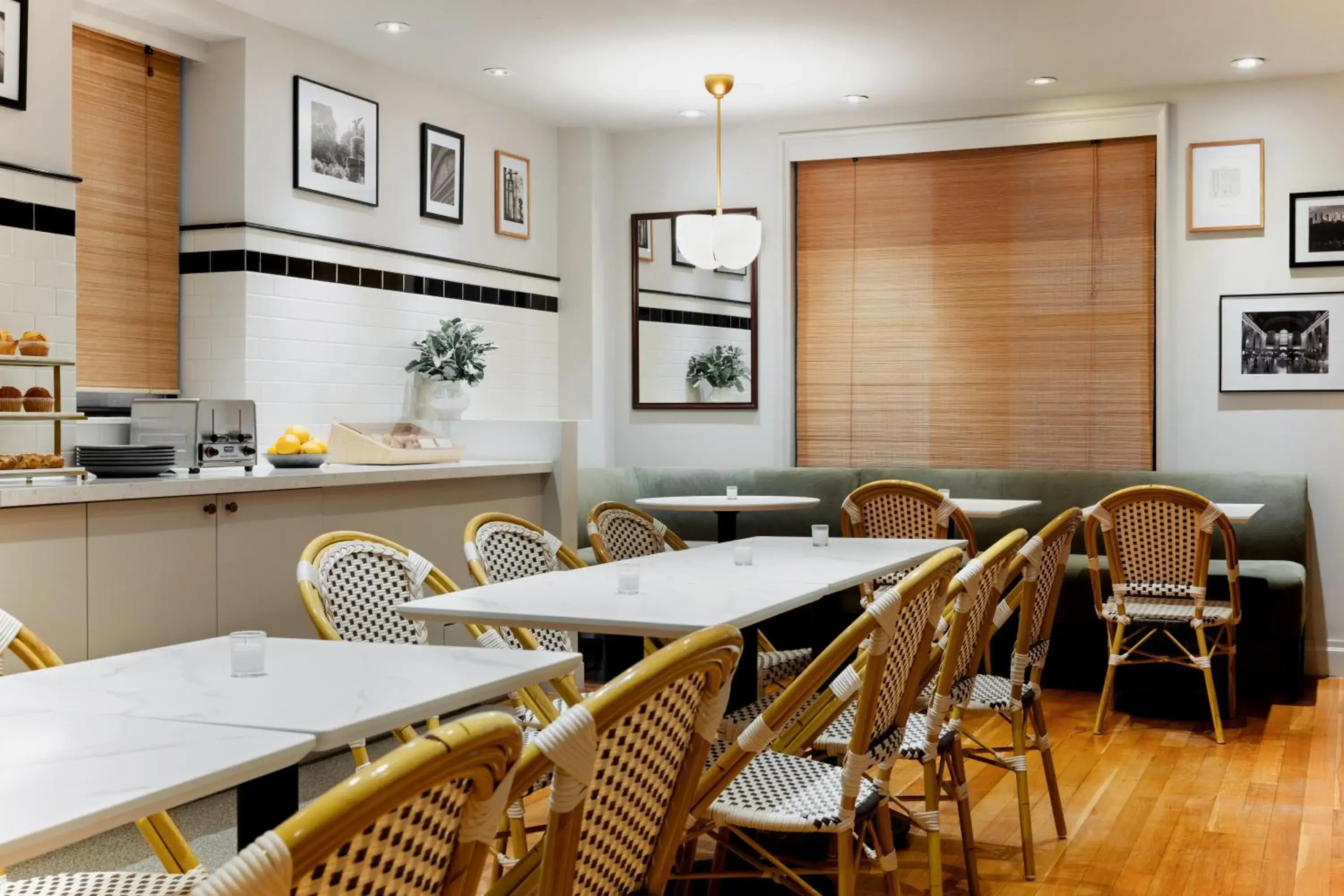 Restaurant/places to eat in The Bayard Restaurant/places to eat in The Bayard