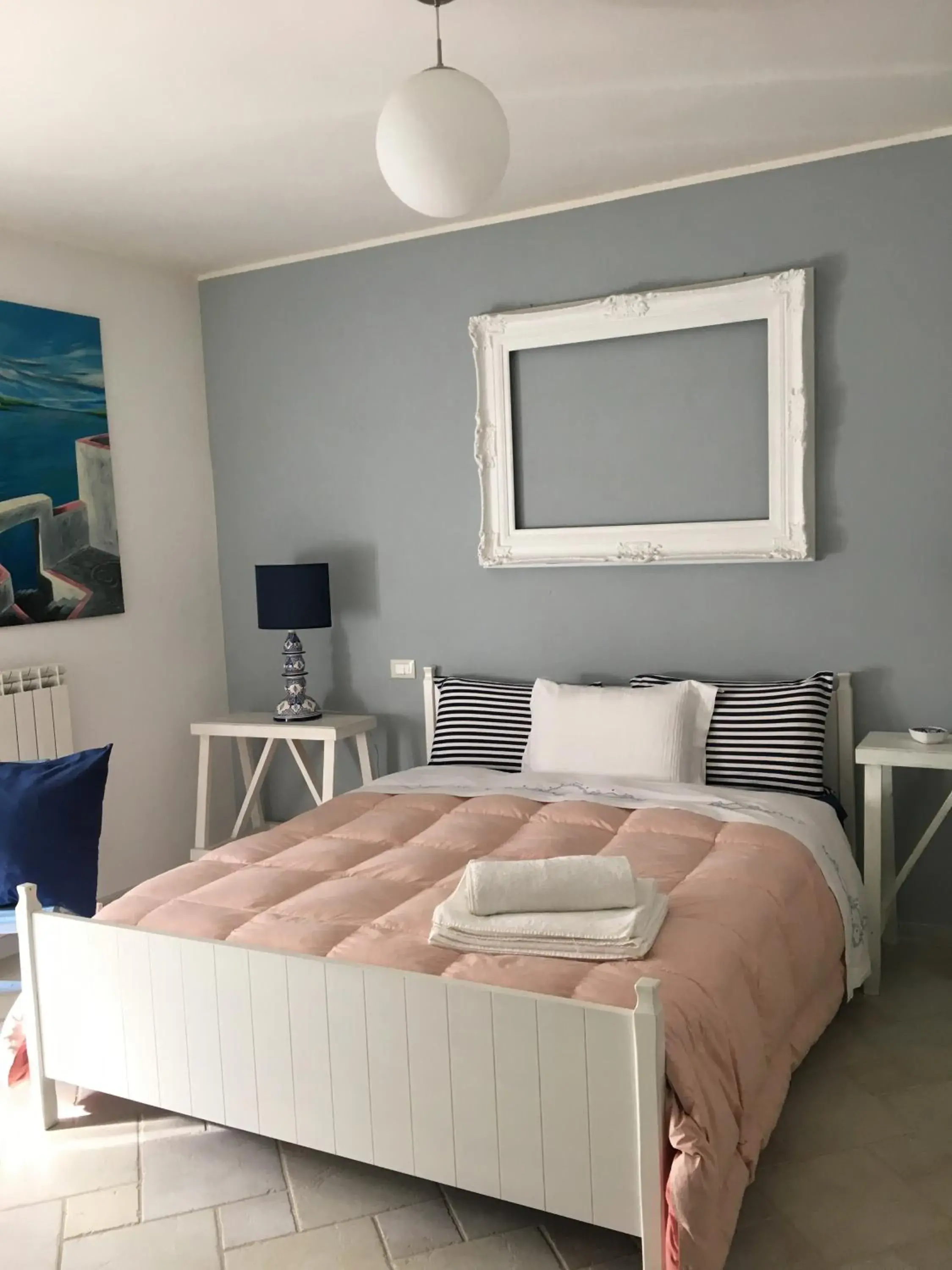 Two-Bedroom Apartment with Balcony in Le Terrazze Two-Bedroom Apartment with Balcony in Le Terrazze