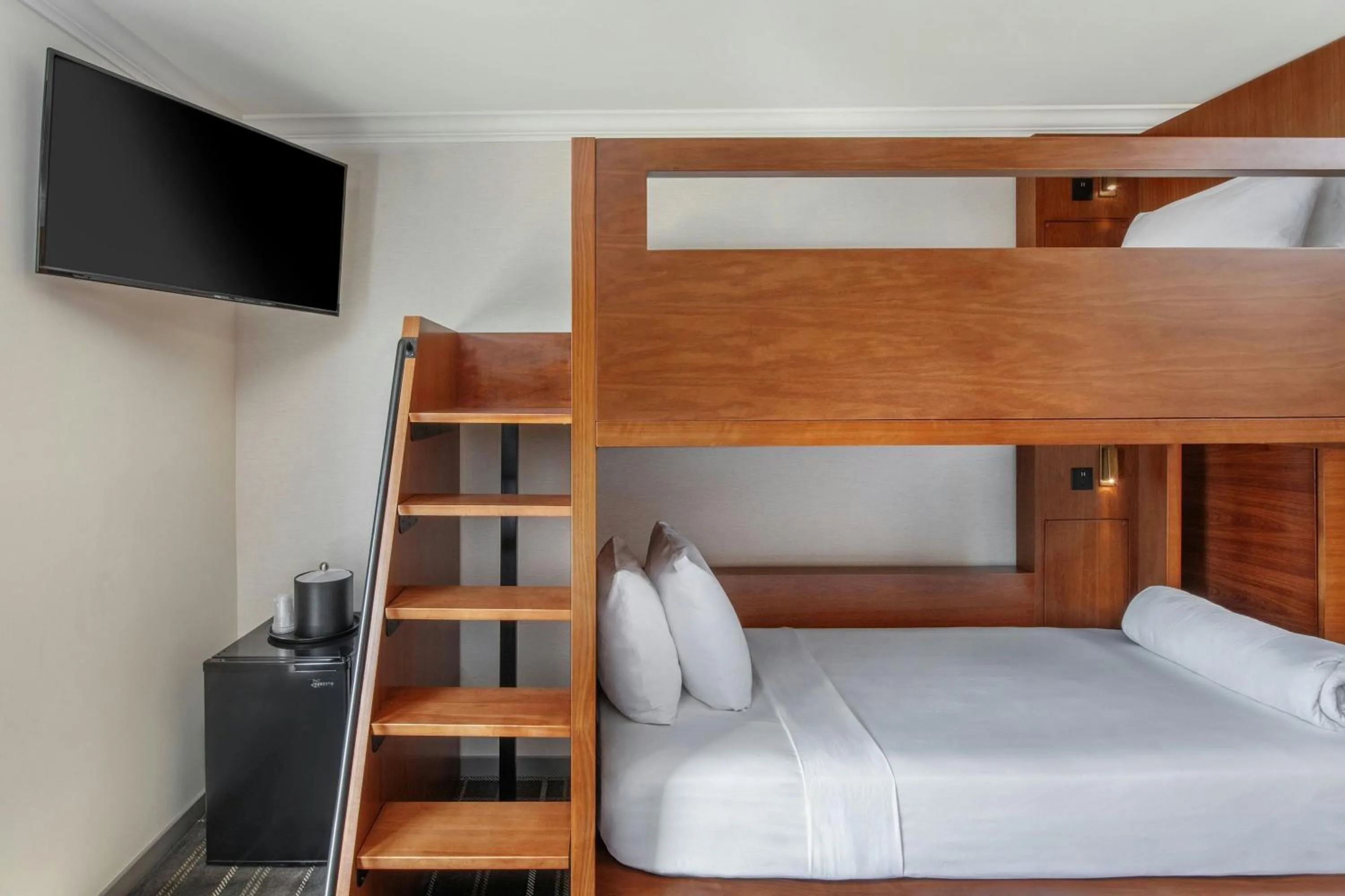 Photo of the whole room, Bed in FOUND Hotel, Santa Monica, Series by Marriott