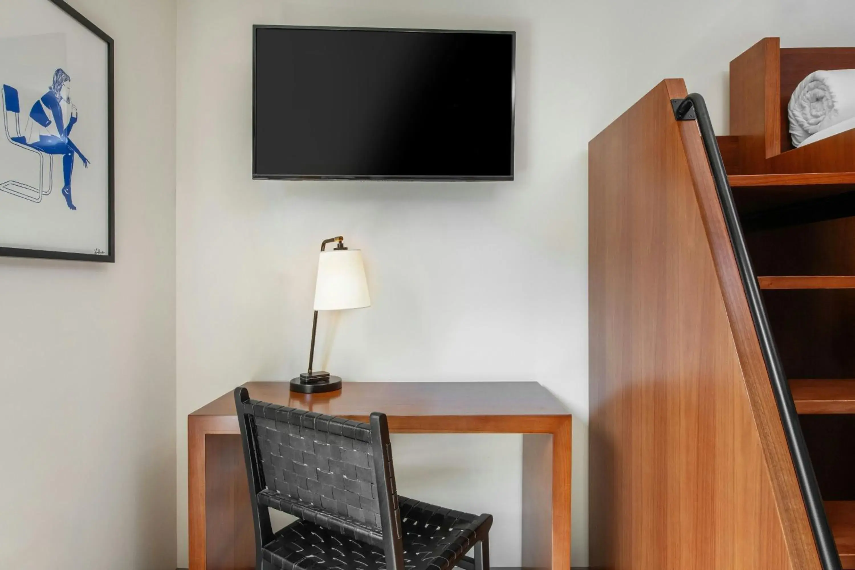 Photo of the whole room in FOUND Hotels, Santa Monica, Series by Marriott Photo of the whole room in FOUND Hotels, Santa Monica, Series by Marriott