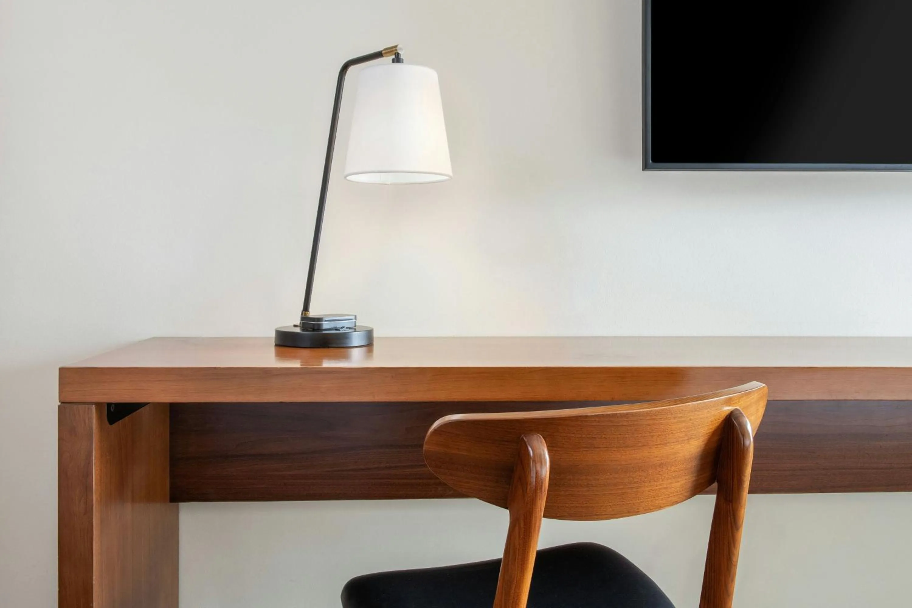 Photo of the whole room in FOUND Hotel, Santa Monica, Series by Marriott