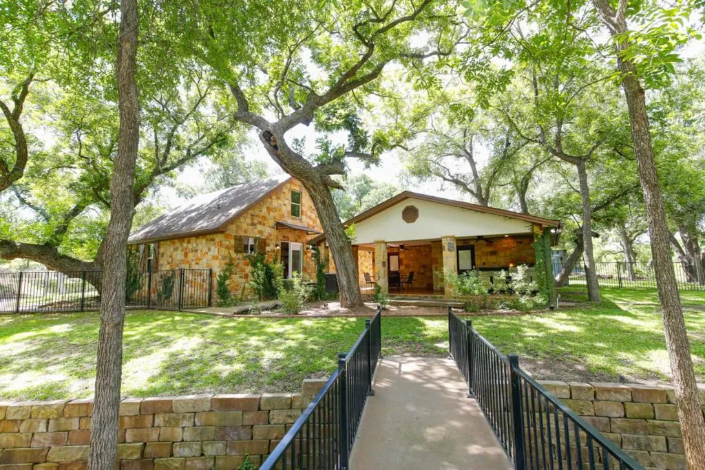 Lake LBJ 4BR Home w/ Boat Deck, Huge Yard