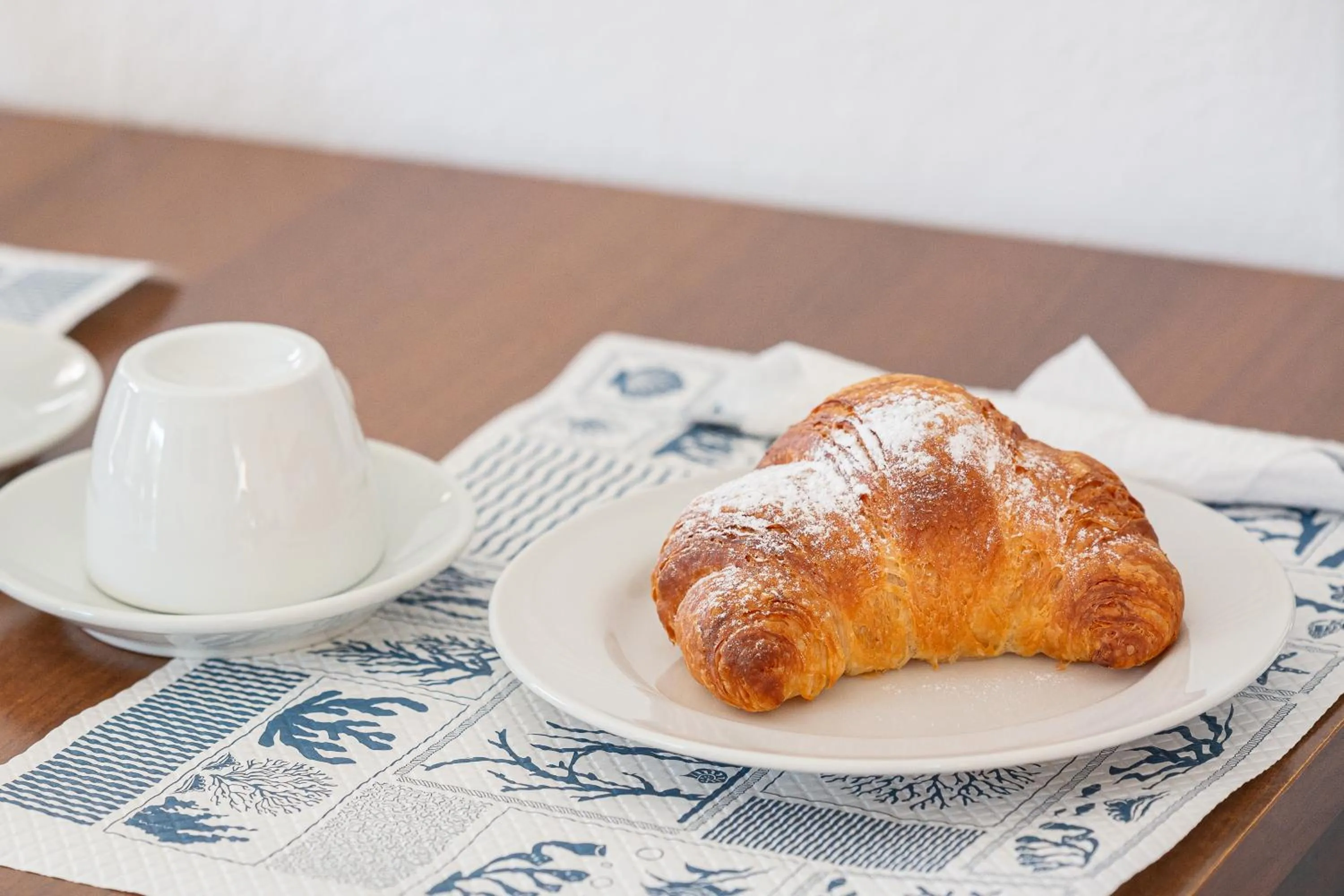 Breakfast in Hotel Casa Adolfo Ischia