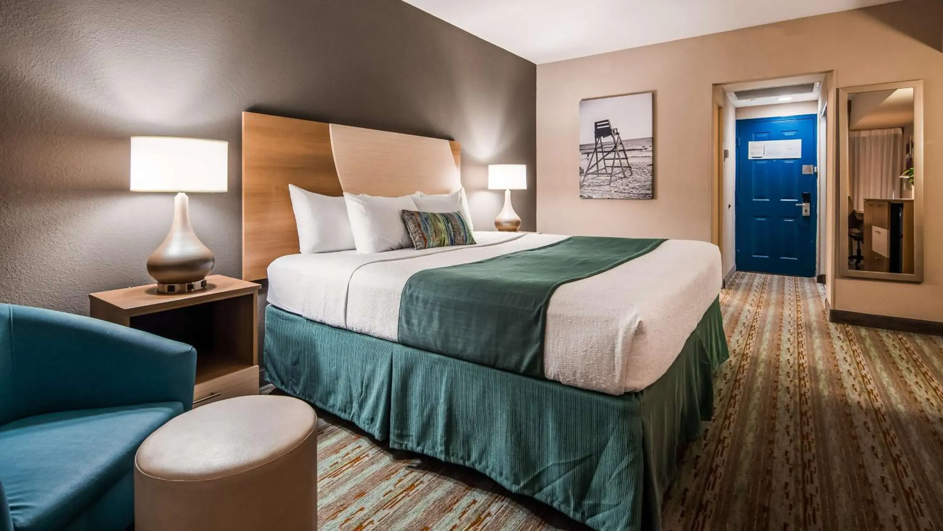 King Room - Non-Smoking in Best Western Plus Atlantic Beach Resort King Room - Non-Smoking in Best Western Plus Atlantic Beach Resort