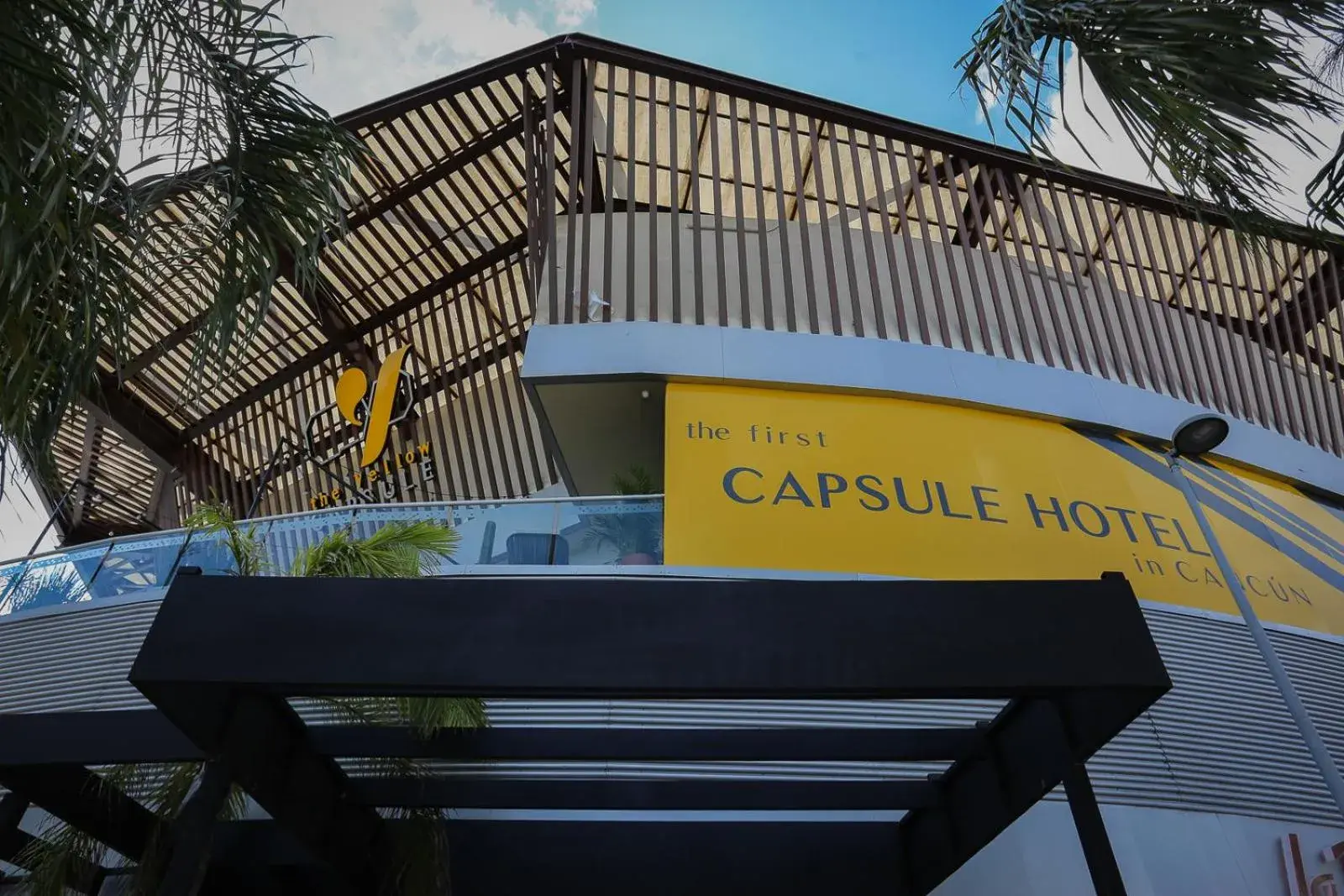 Property building in The Yellow Capsule Cancun Close to Airport Property building in The Yellow Capsule Cancun Close to Airport