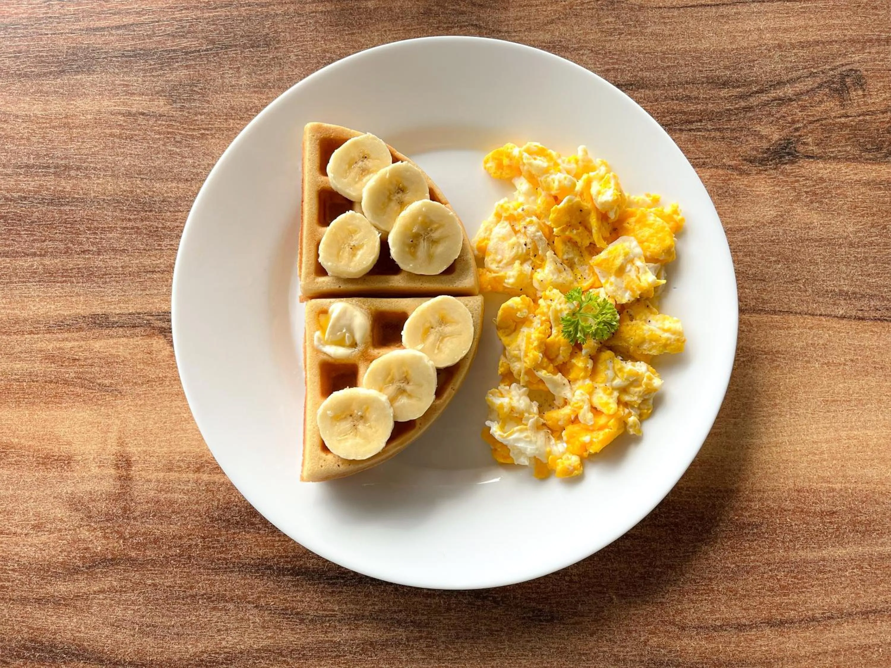 Continental breakfast in The Yellow Capsule Cancun Close to Airport