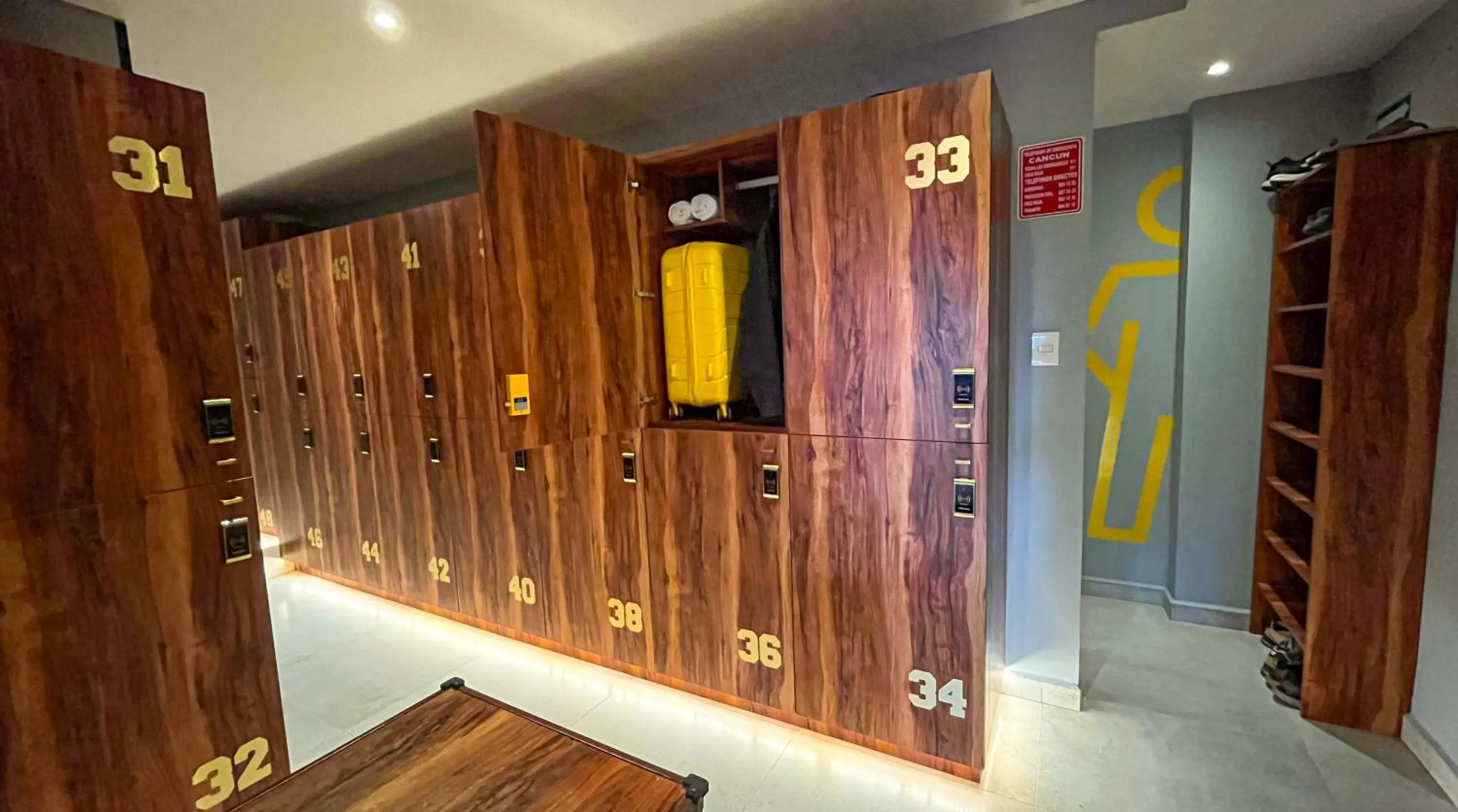 wardrobe in The Yellow Capsule Cancun Close to Airport