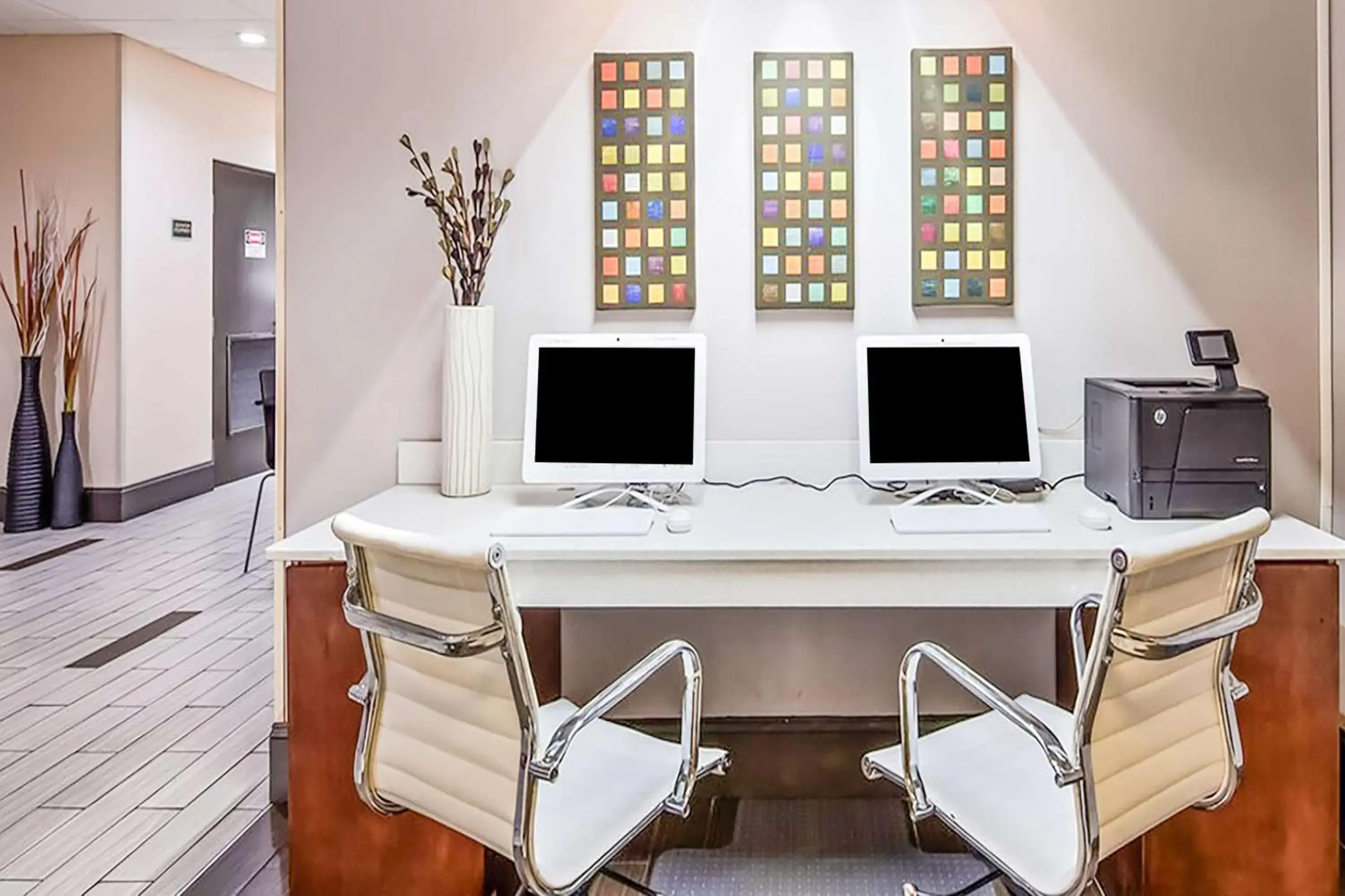 Business facilities in Best Western Airport Inn & Suites Business facilities in Best Western Airport Inn & Suites