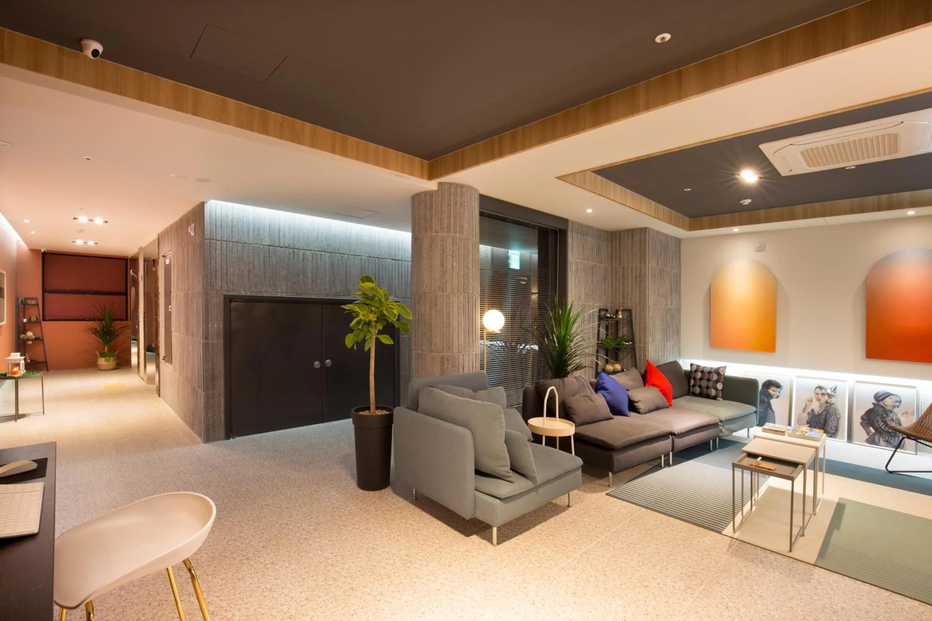 Seating area in Brown Dot Hotel Jinju