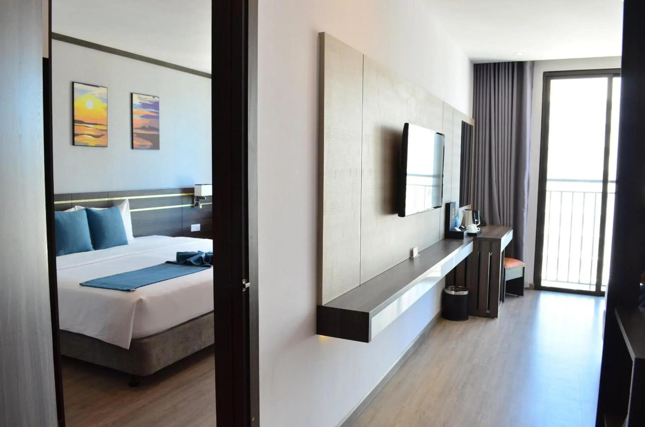 TV and multimedia, Bed in Seana Hotel TV and multimedia, Bed in Seana Hotel