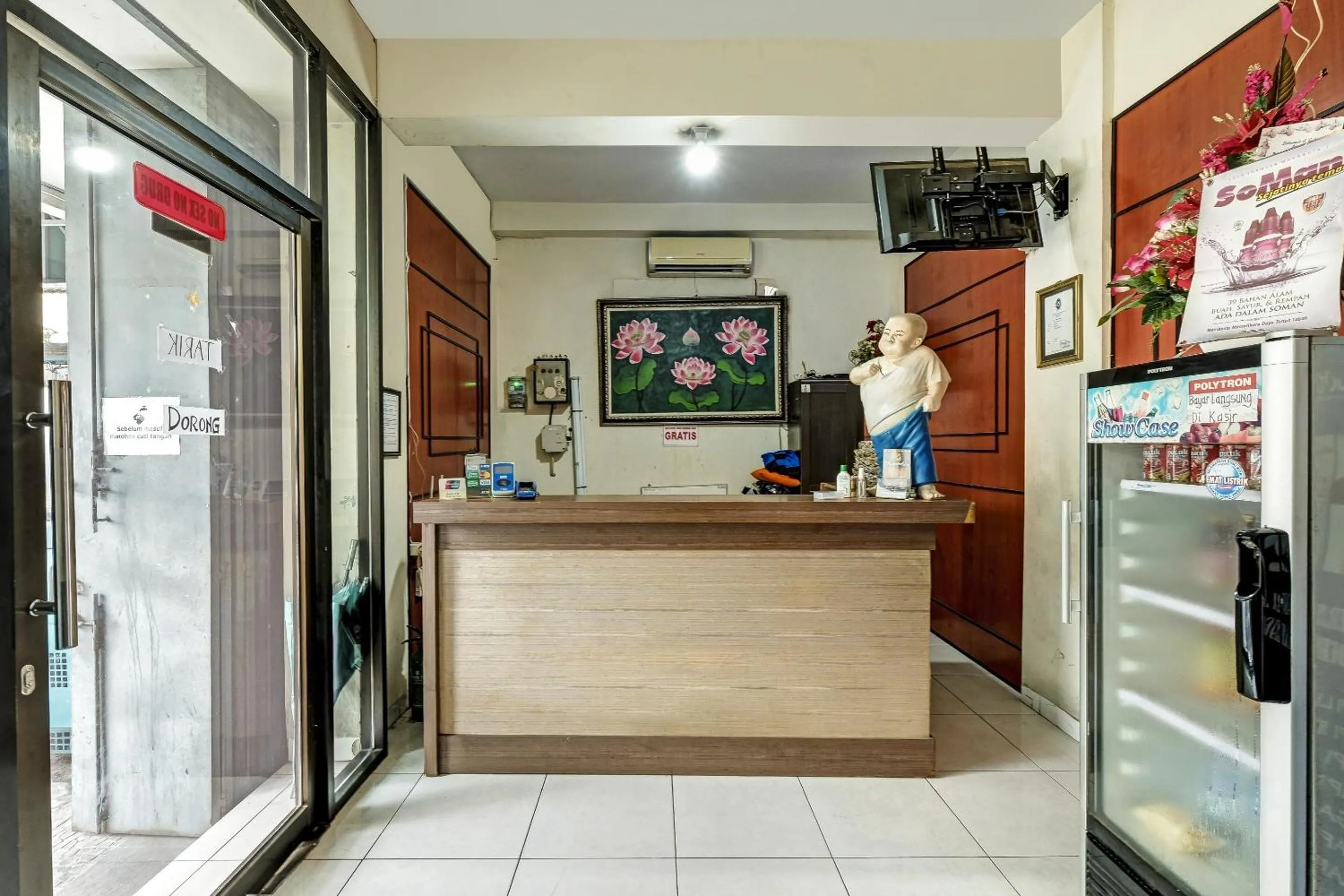 Lobby or reception in OYO 90910 Pondok Tamsis
