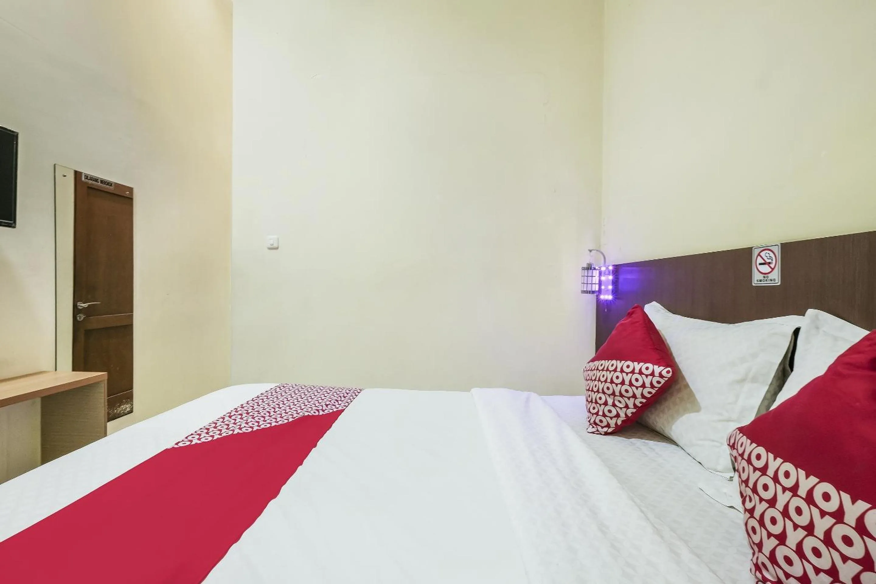 Bedroom, Bed in OYO 90910 Pondok Tamsis