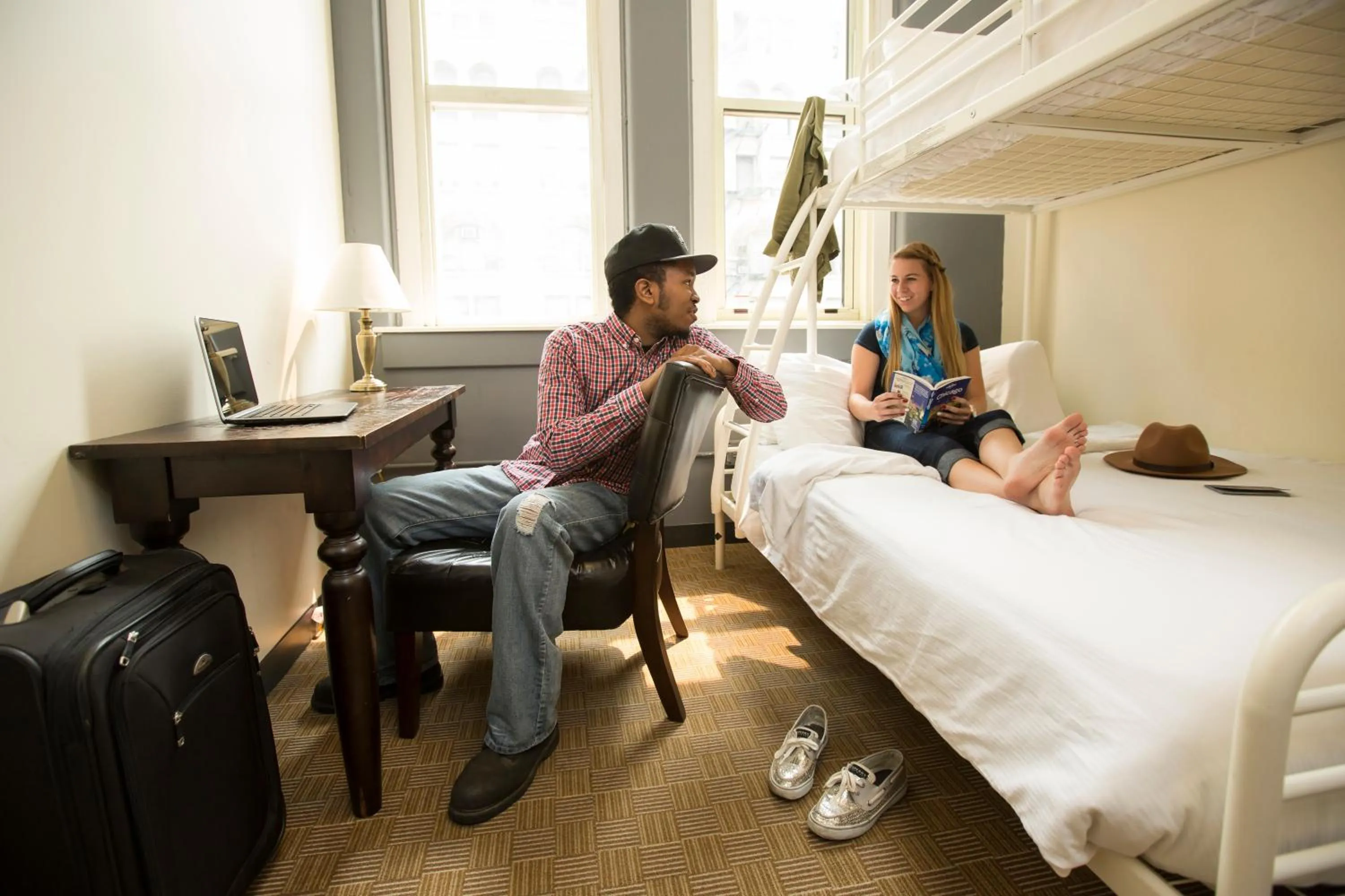 Bed in HI Chicago Hostel