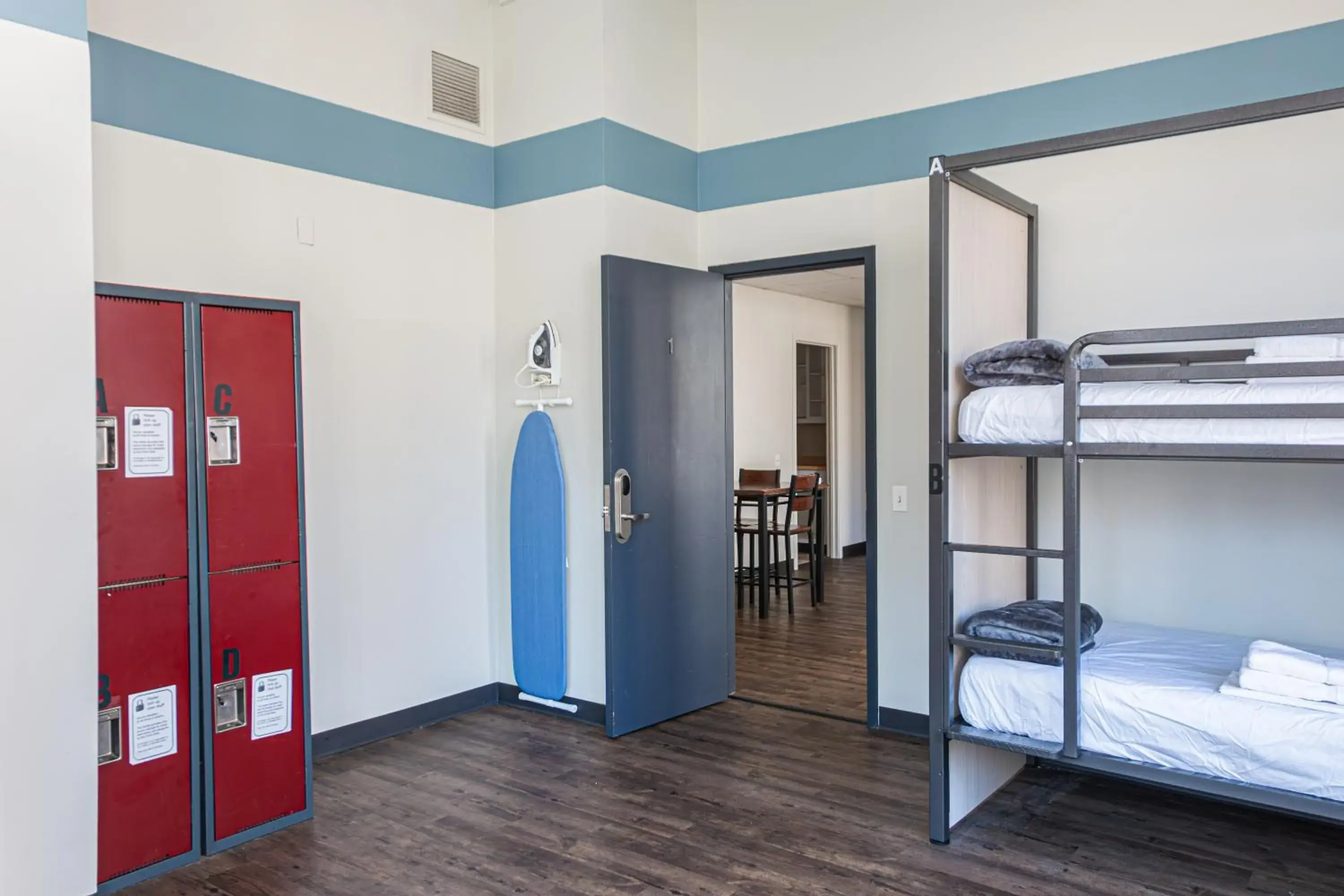 Bed in Men's 4-Bed Dorm in HI Chicago Hostel Bed in Men's 4-Bed Dorm in HI Chicago Hostel