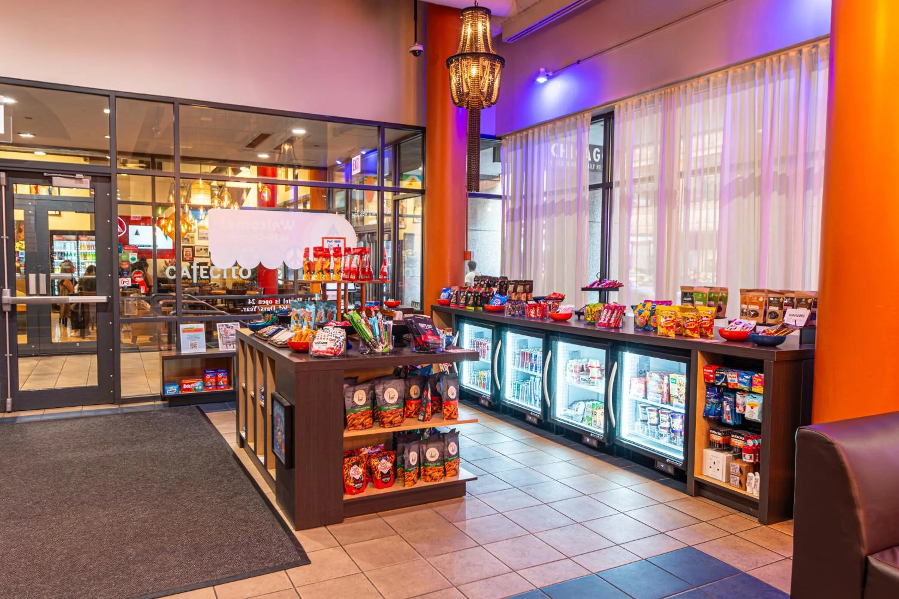 Restaurant/places to eat in HI Chicago Hostel