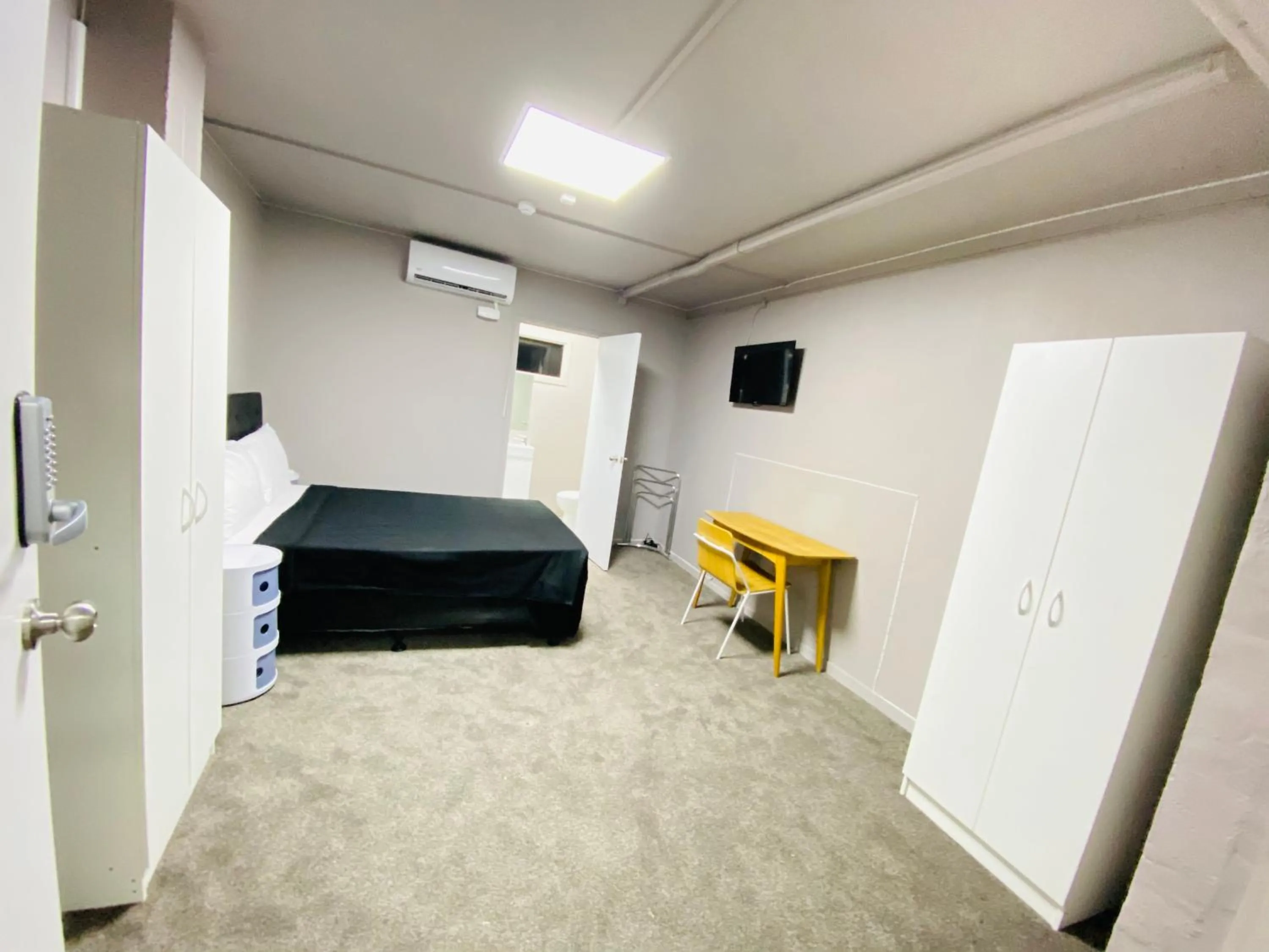 Photo of the whole room in HIT Hostel