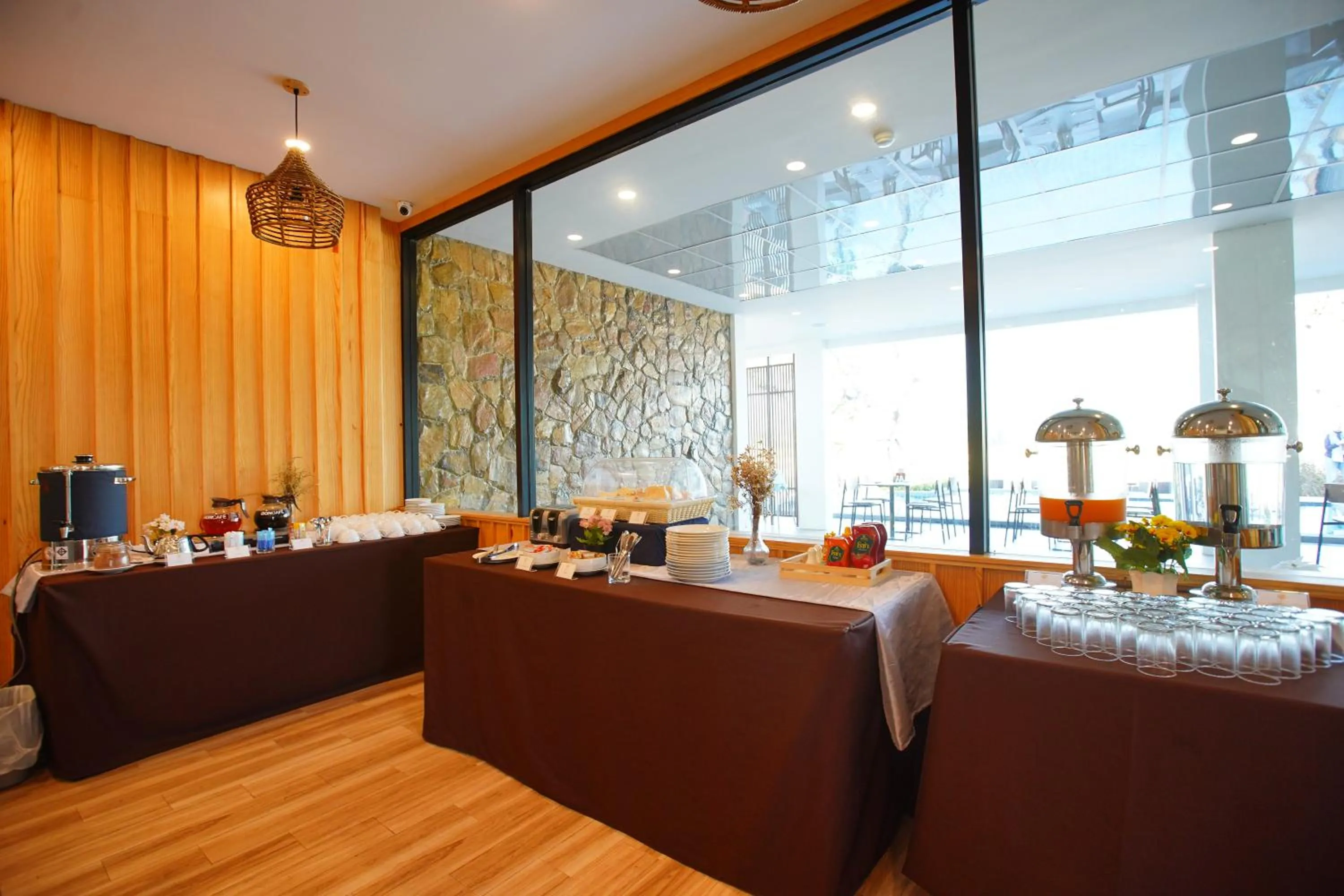 Restaurant/places to eat in TEVA Valley Resort