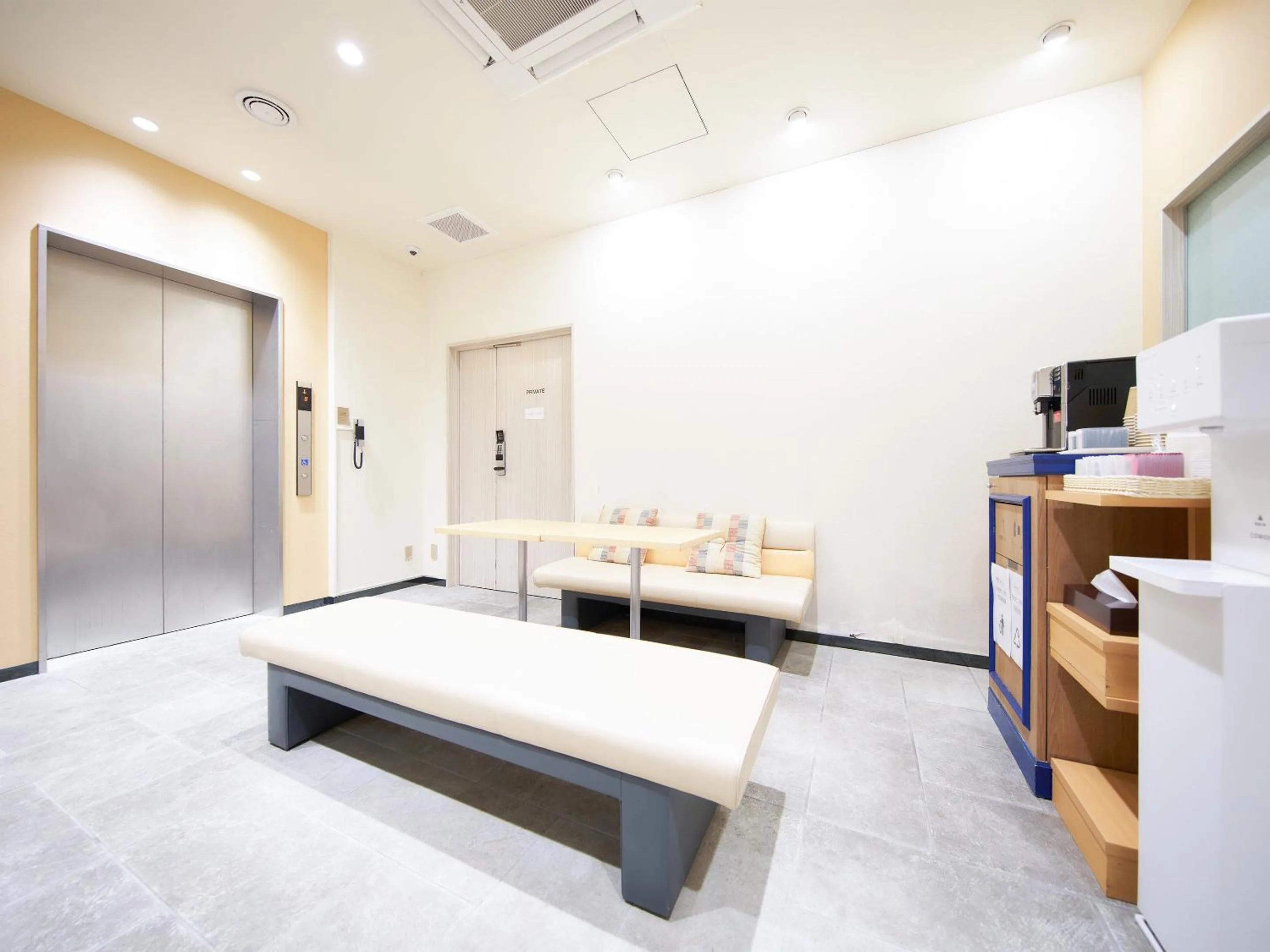 Seating area in Rakuten STAY URBAN Shijo Kawaramachi