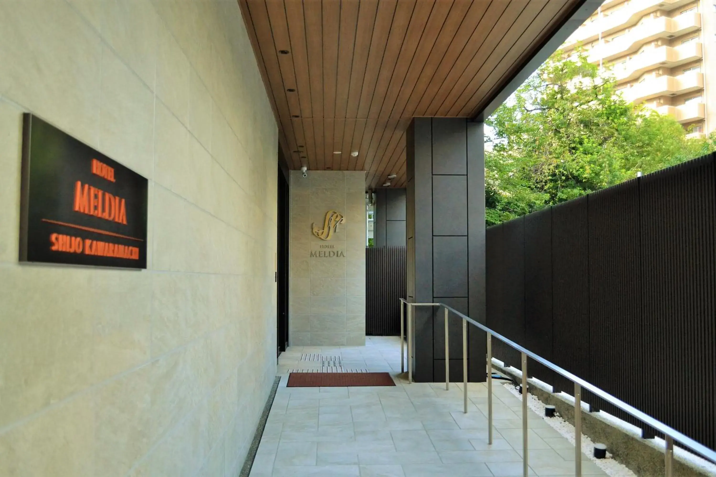 Facade/entrance in Hotel Meldia Shijo Kawaramachi