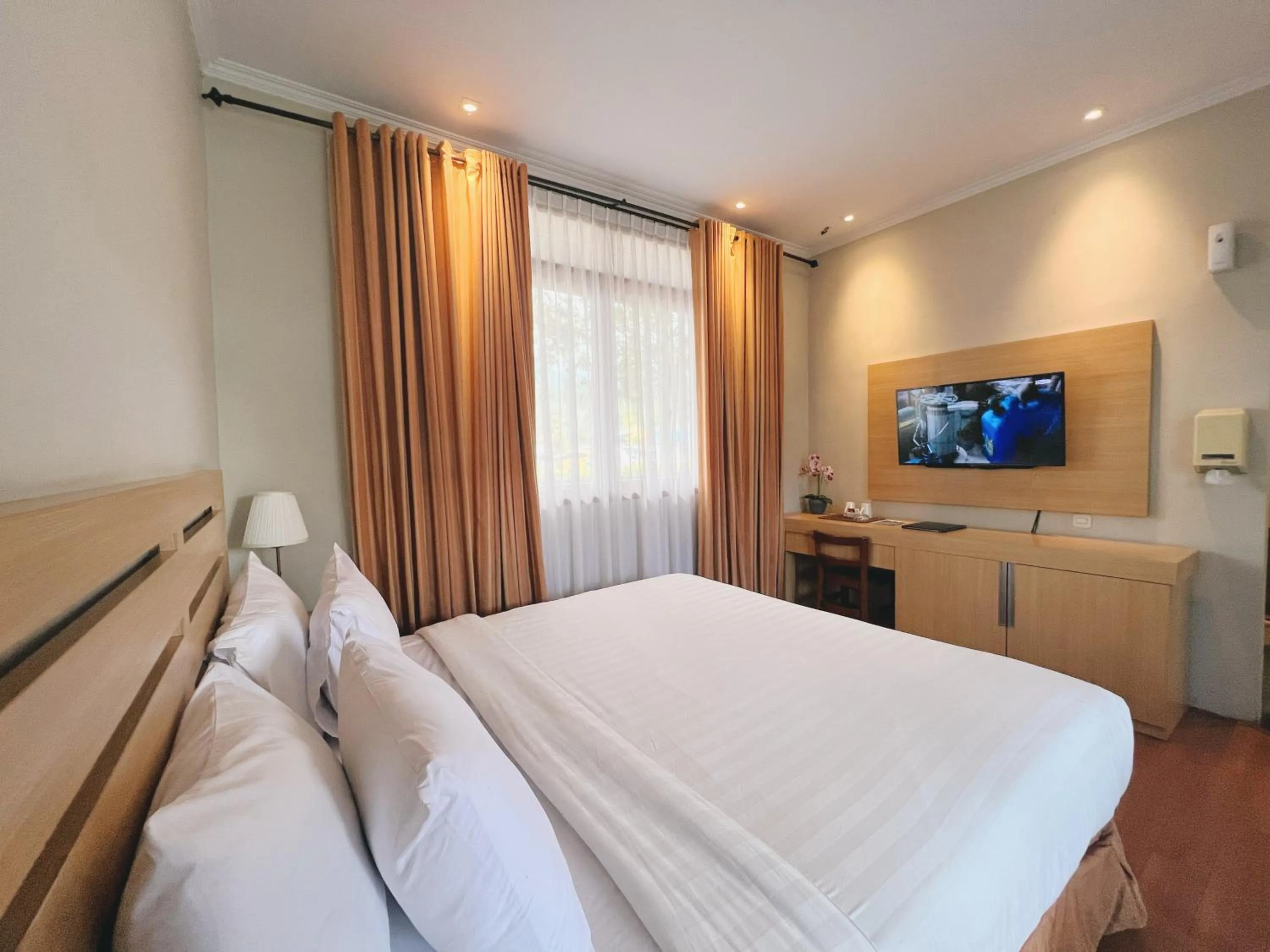 Bed in Sabda Alam Hotel & Resort