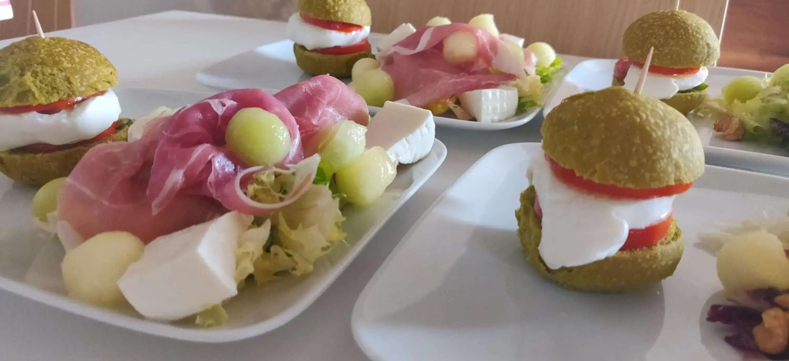 Food and drinks in Palazzo Muro Leccese Relais de Charme & Wellness Food and drinks in Palazzo Muro Leccese Relais de Charme & Wellness