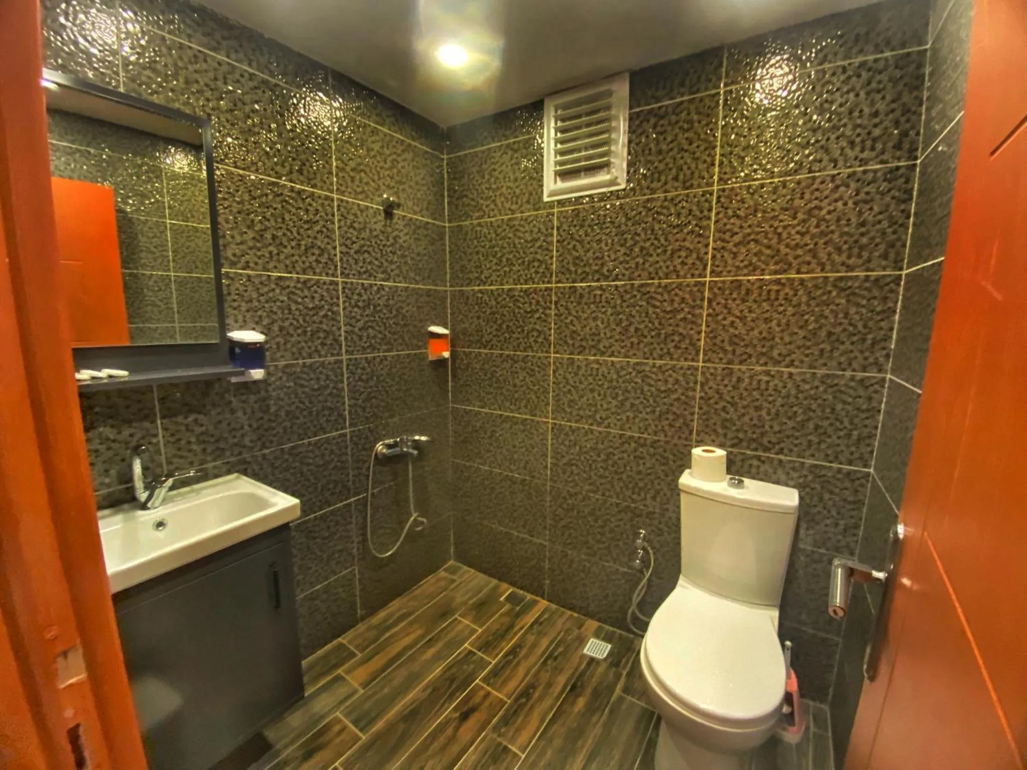 Bathroom in Ulubat Castle Hotel