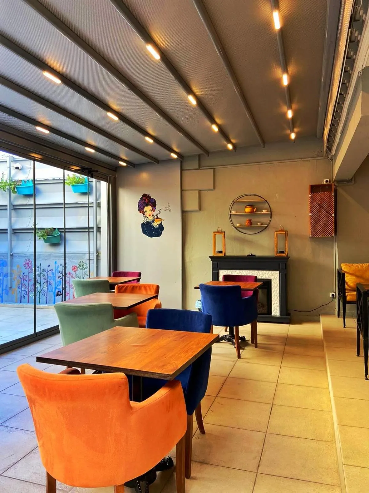 Restaurant/places to eat in Ulubat Castle Hotel