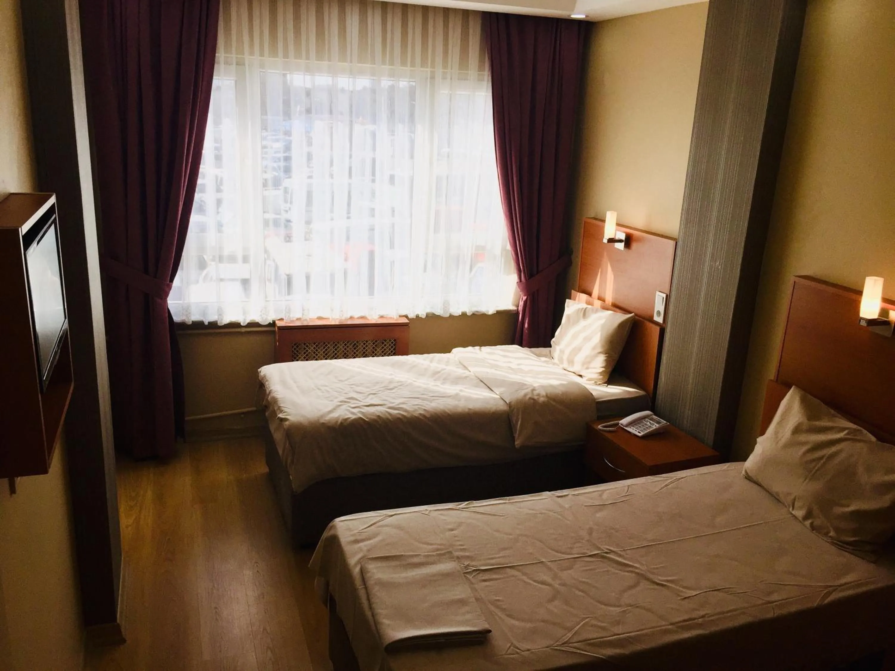 Bed in Ulubat Castle Hotel