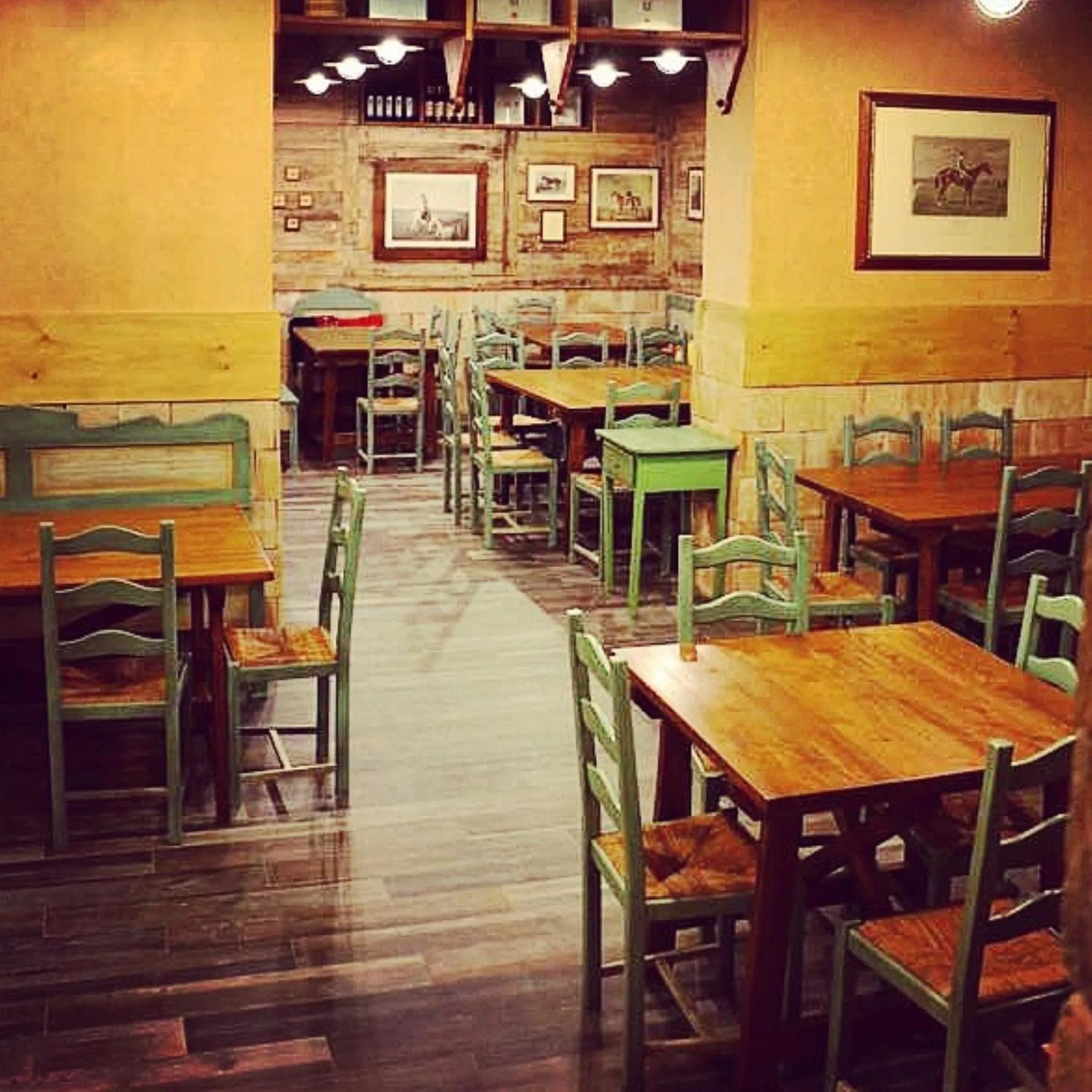 Restaurant/places to eat in Osteria Della Posta