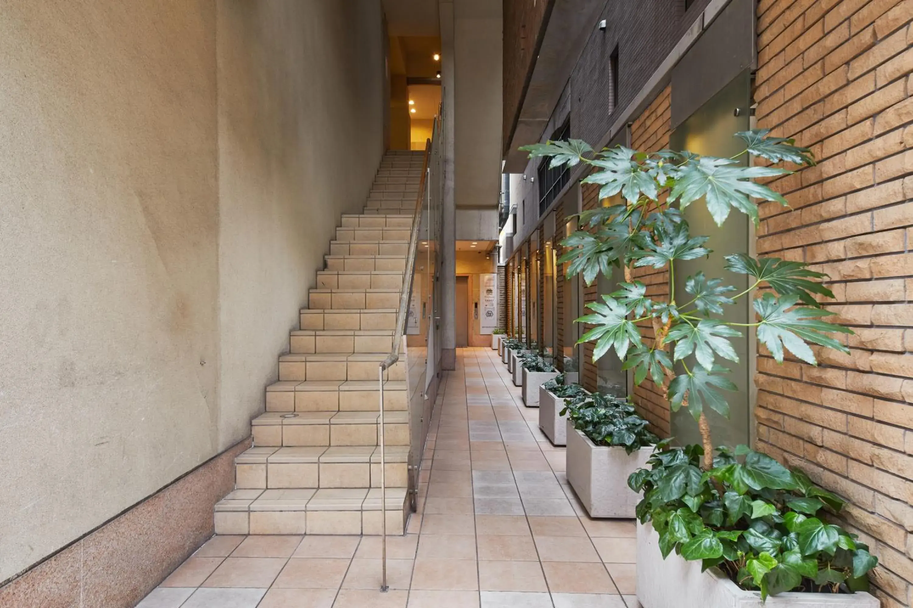 Facade/entrance in mizuka Daimyo 6 - unmanned hotel - Facade/entrance in mizuka Daimyo 6 - unmanned hotel -