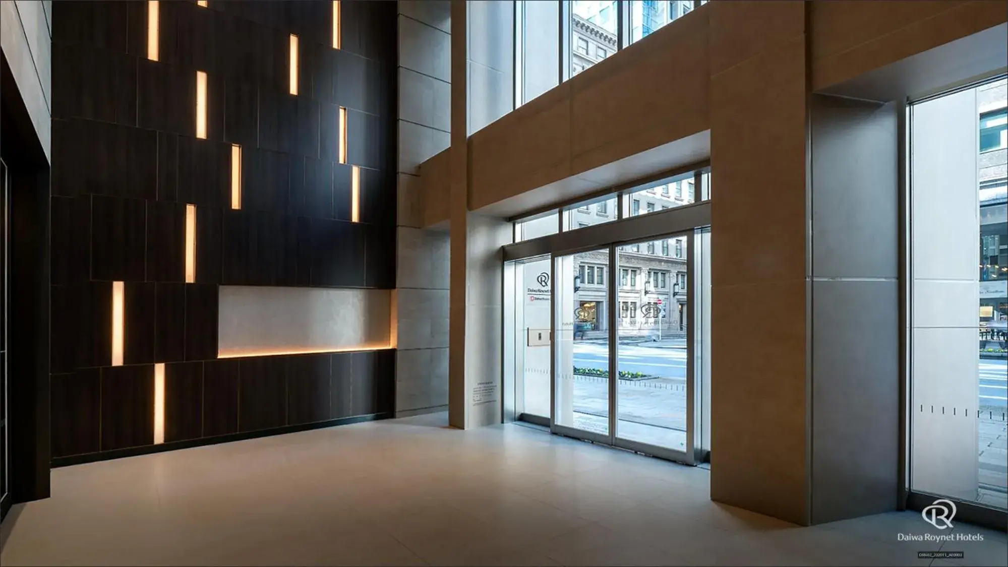 Facade/entrance in Daiwa Roynet Hotel Tokyo Kyobashi PREMIER Facade/entrance in Daiwa Roynet Hotel Tokyo Kyobashi PREMIER